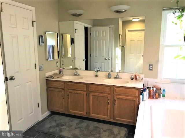 SHIPLEY HEIGHTS - Residential