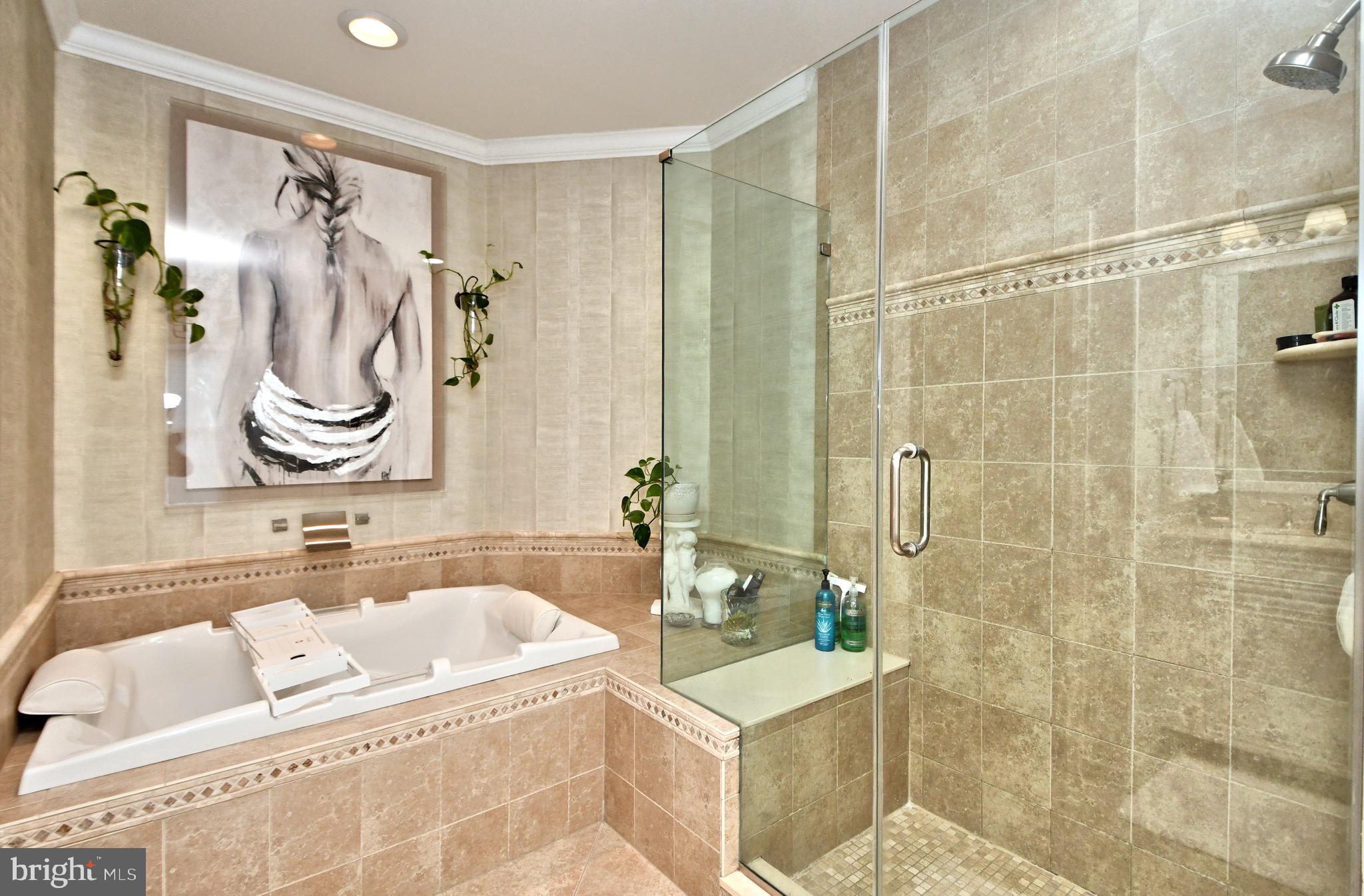 NEWTOWN WALK - Residential