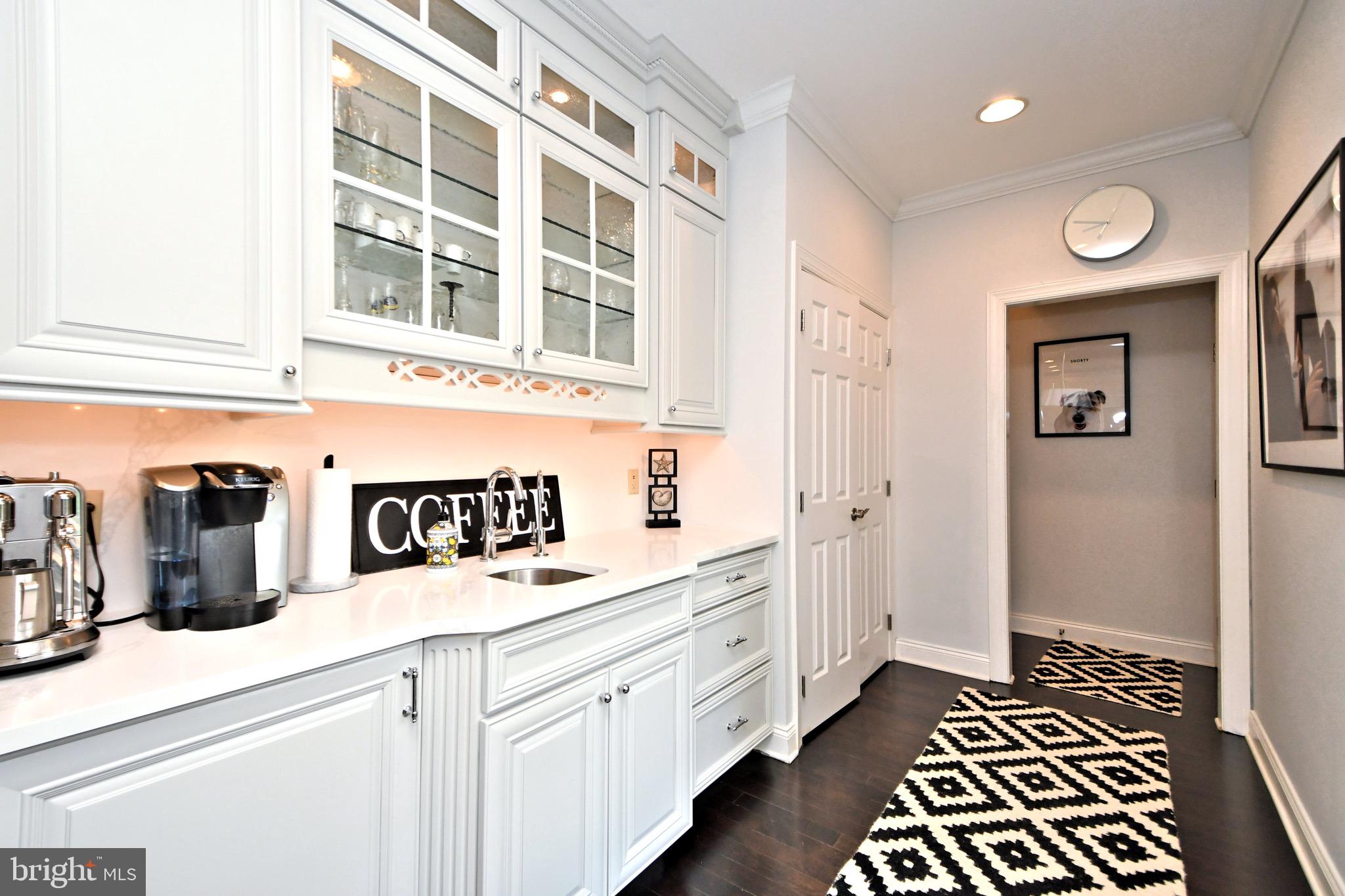 NEWTOWN WALK - Residential