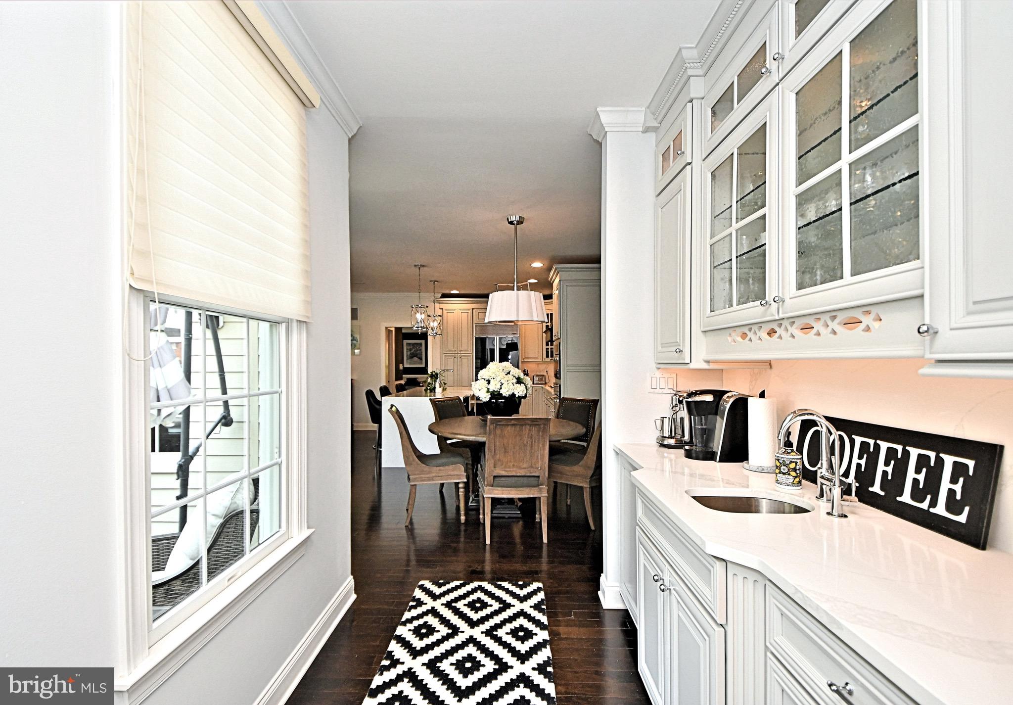 NEWTOWN WALK - Residential