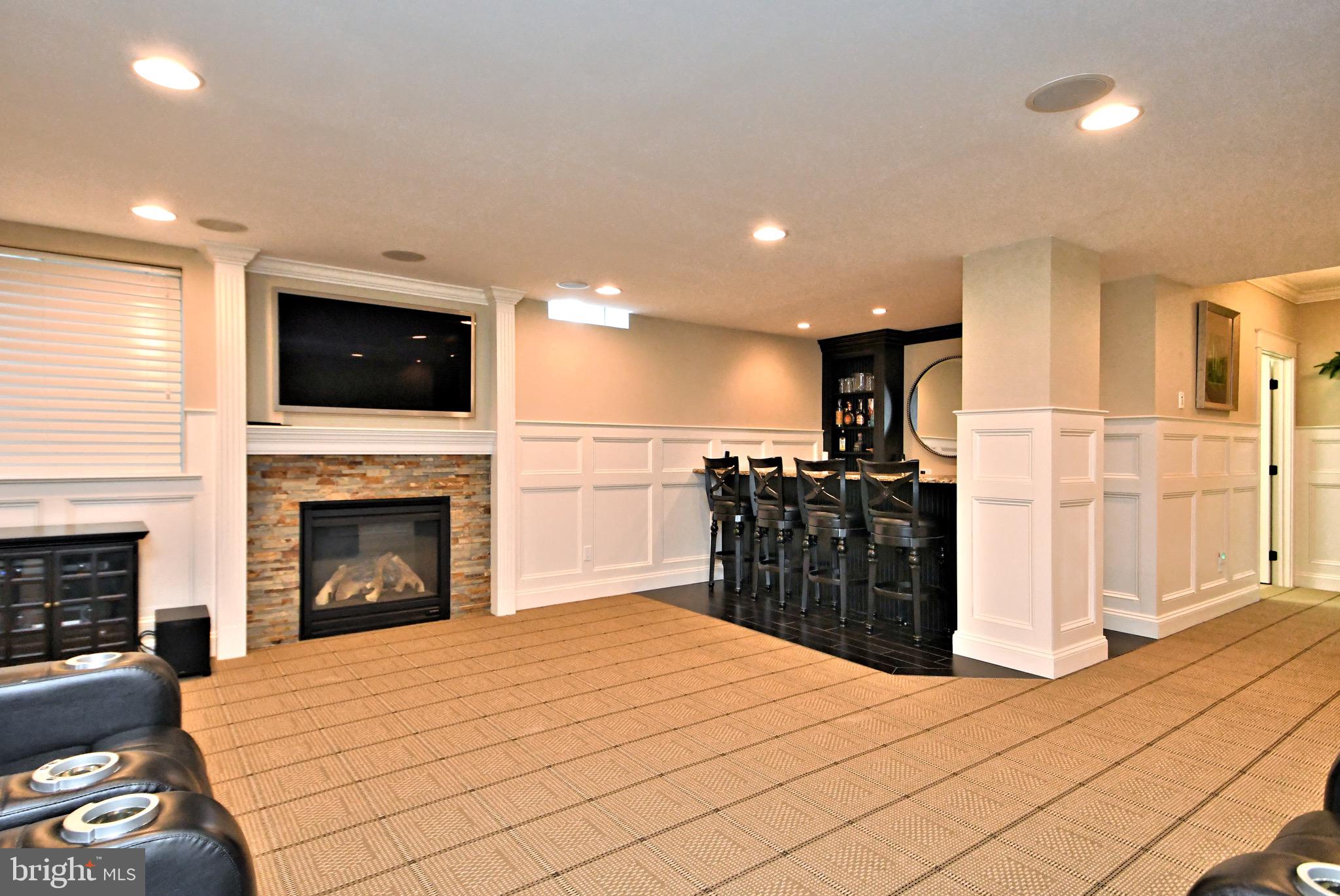 NEWTOWN WALK - Residential