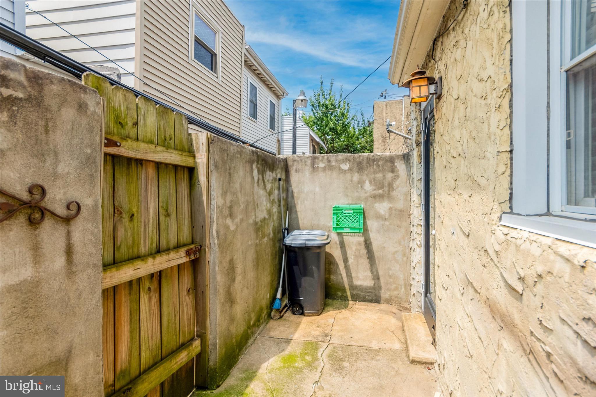 PENNSPORT - Residential Lease