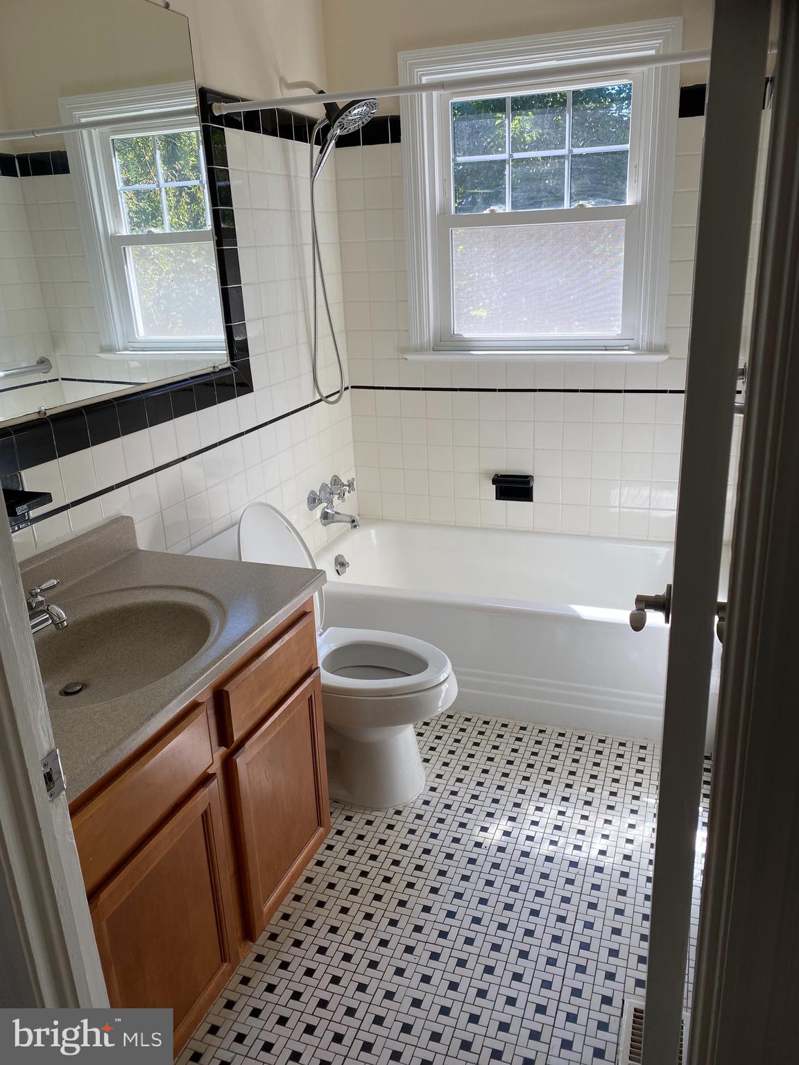 BARLOW - Residential