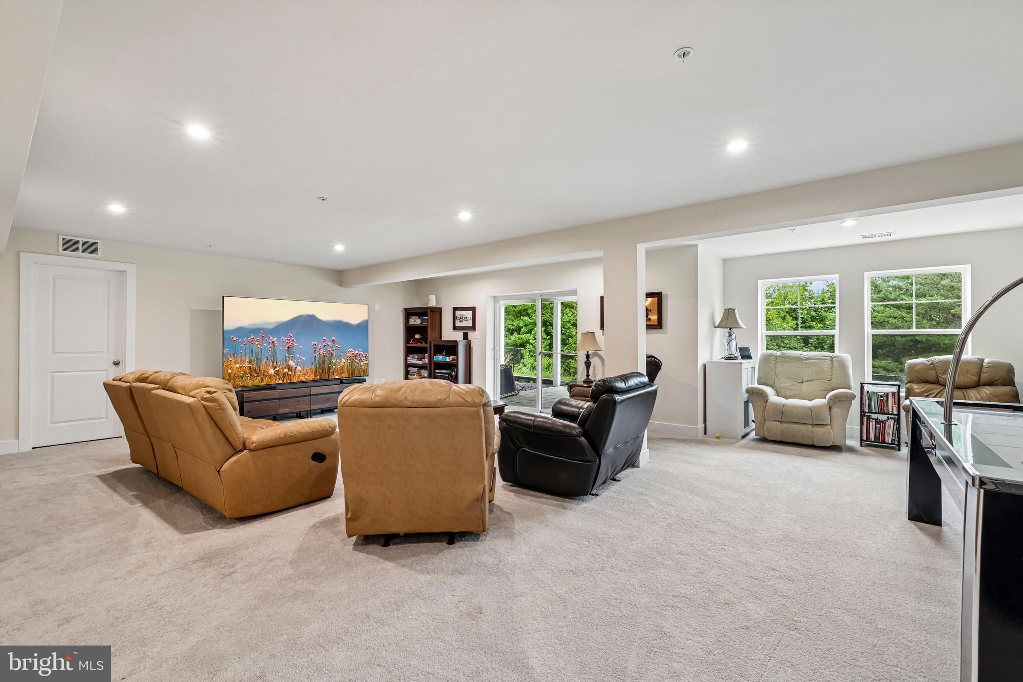 2402 CONNOR CIRCLE