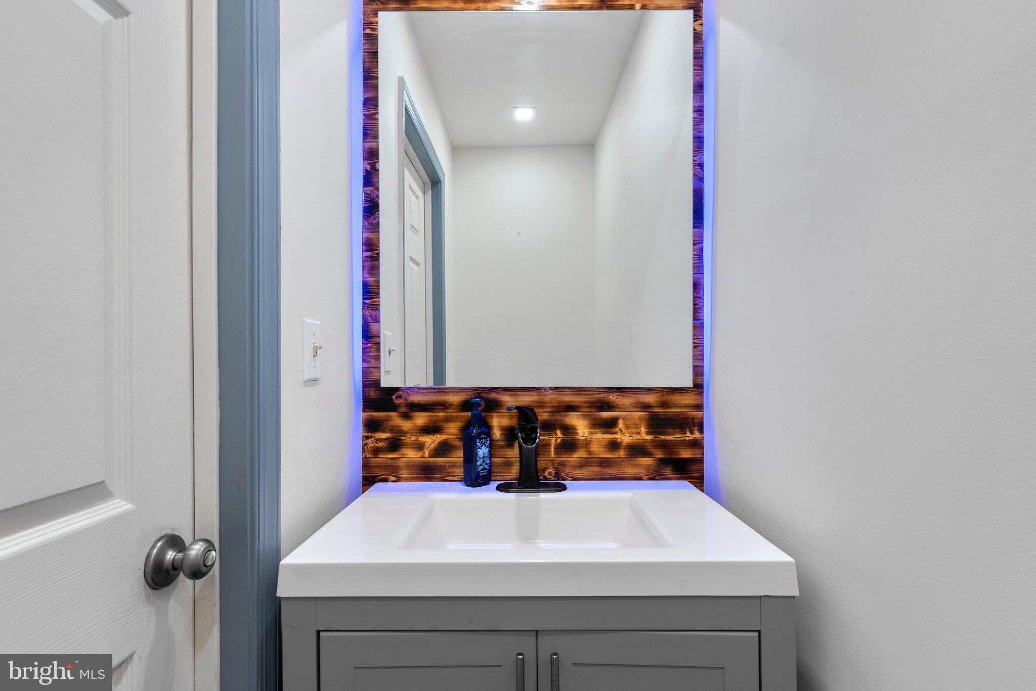 DAMASCUS VALLEY PARK - Residential