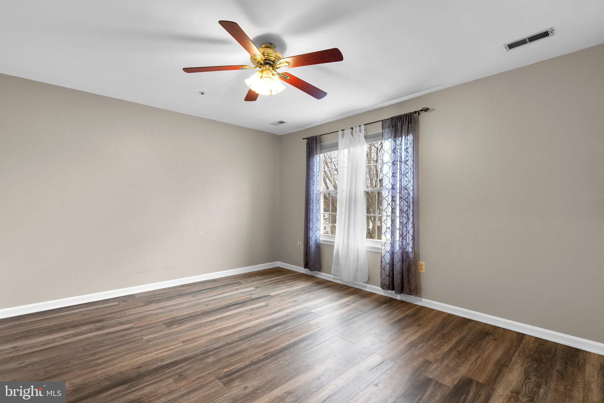 DAMASCUS VALLEY PARK - Residential