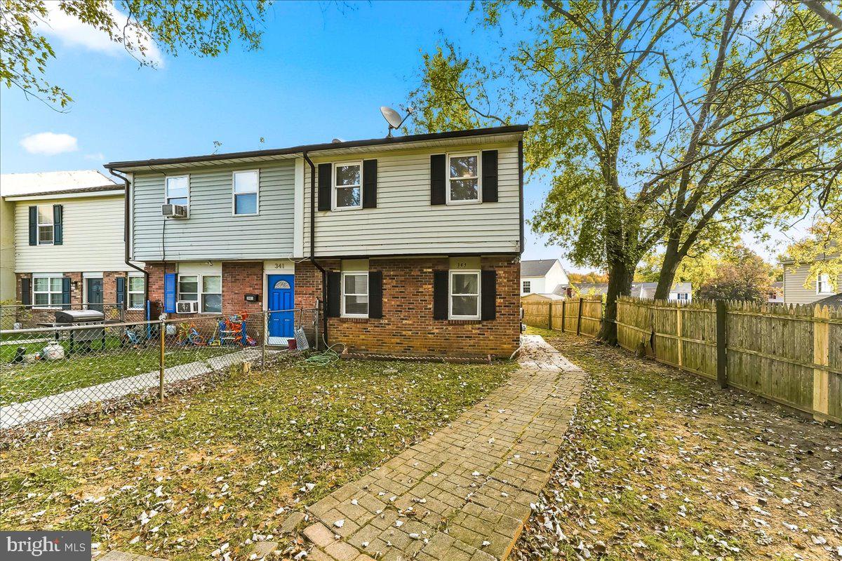 343 WILLOW DRIVE