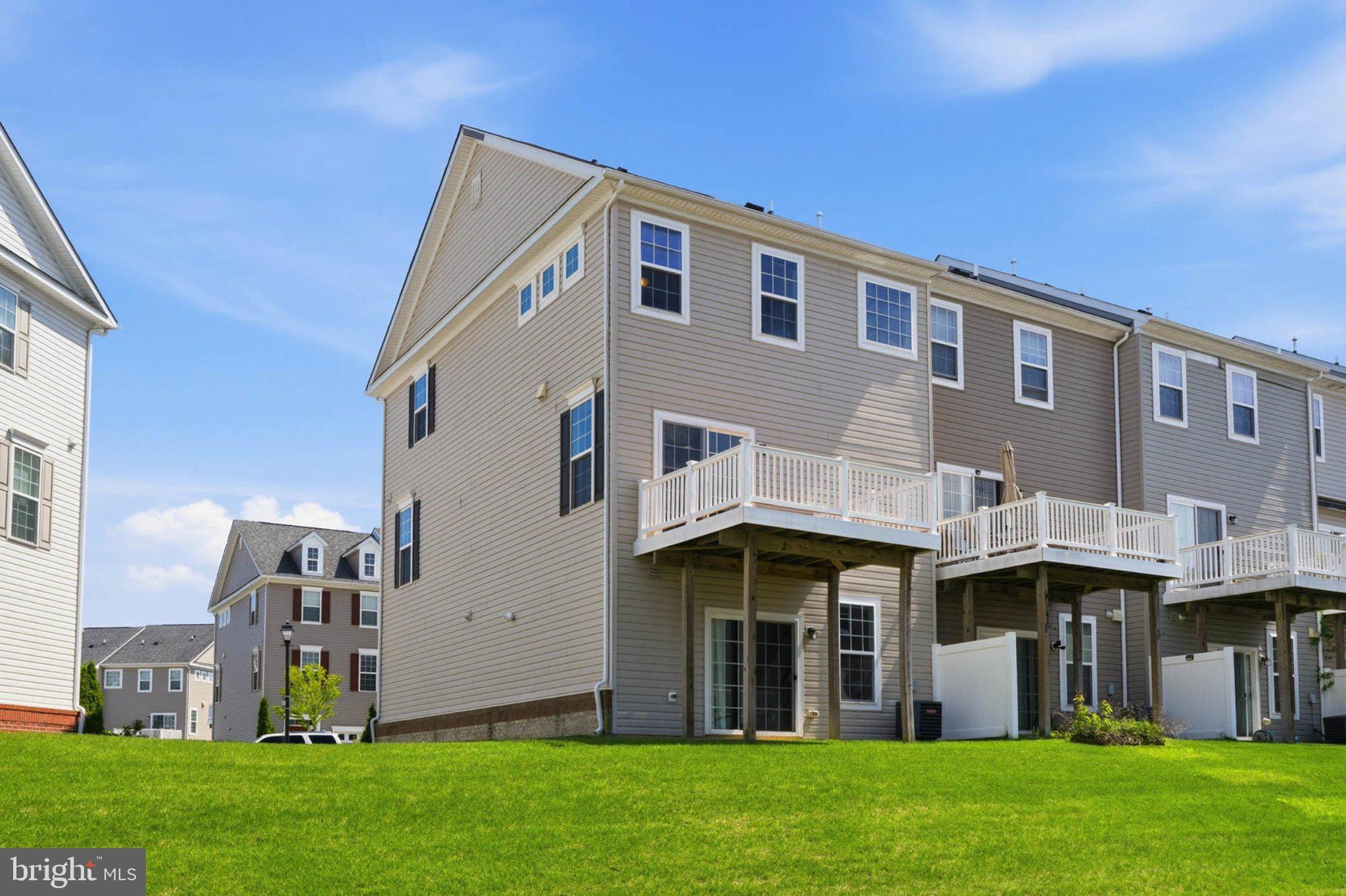 BALLARD GREEN - Residential