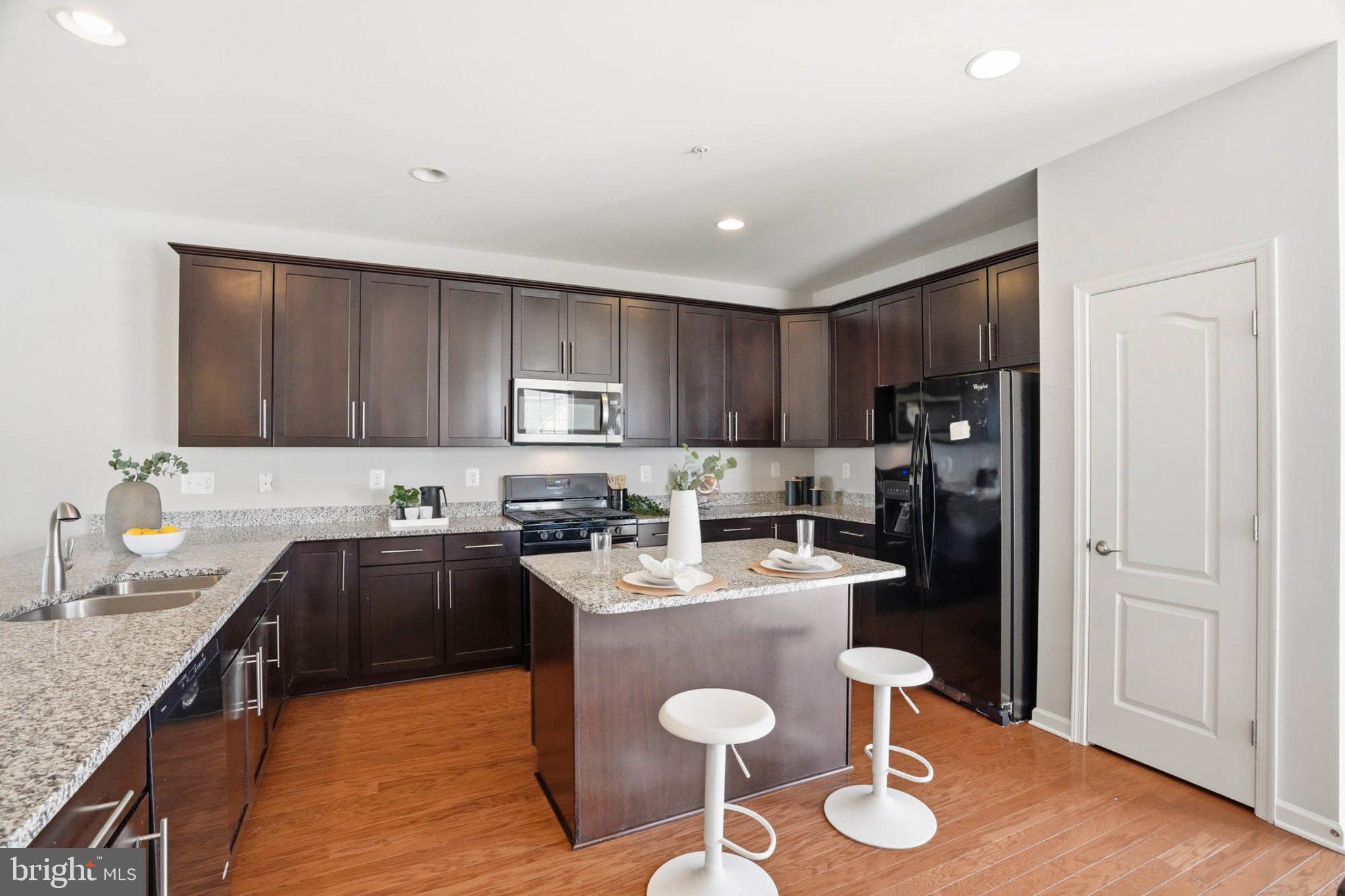 BALLARD GREEN - Residential