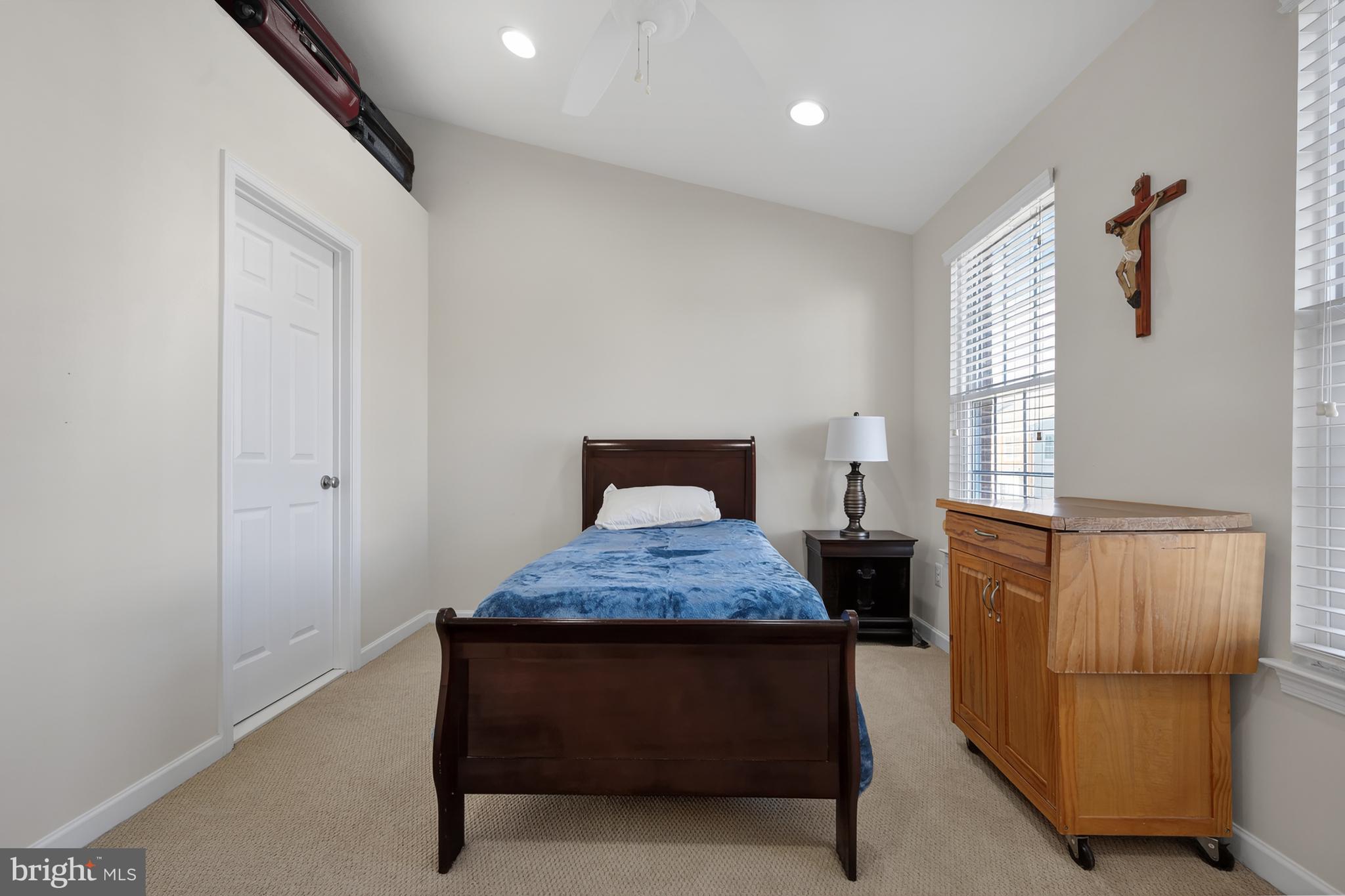 AMBERLEA AT SOUTH RIDING - Residential