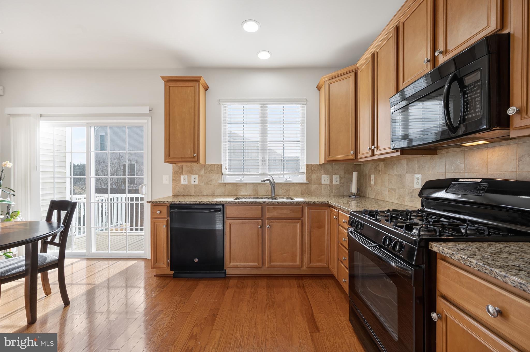 AMBERLEA AT SOUTH RIDING - Residential