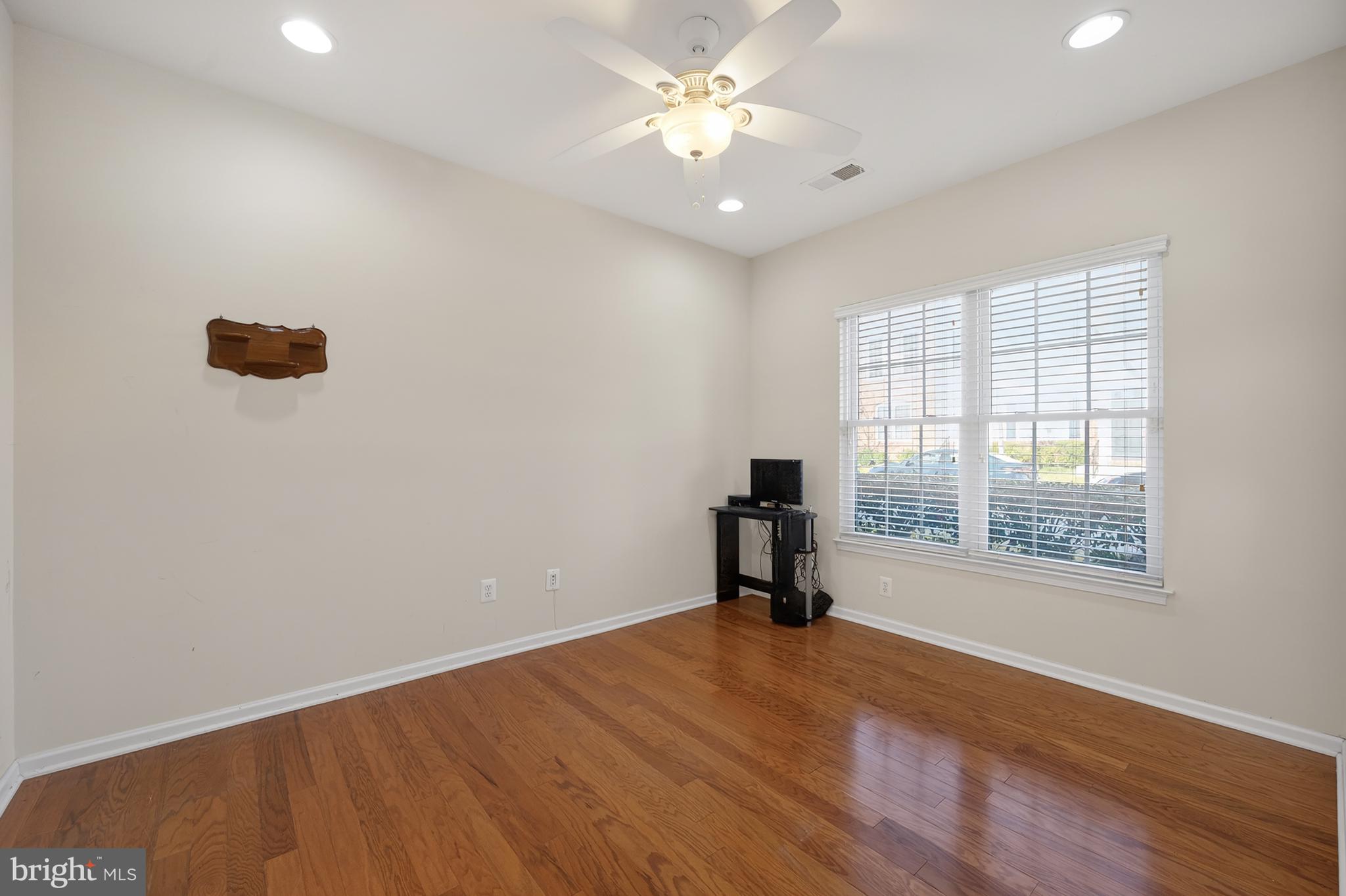 AMBERLEA AT SOUTH RIDING - Residential