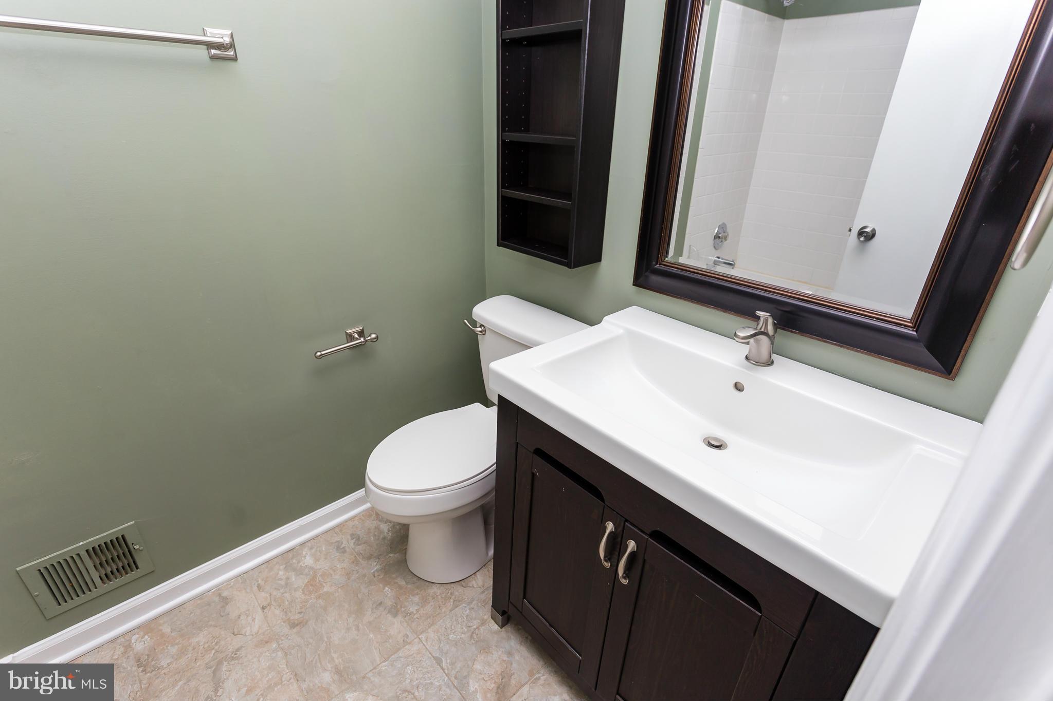 LOGAN WOODS - Residential