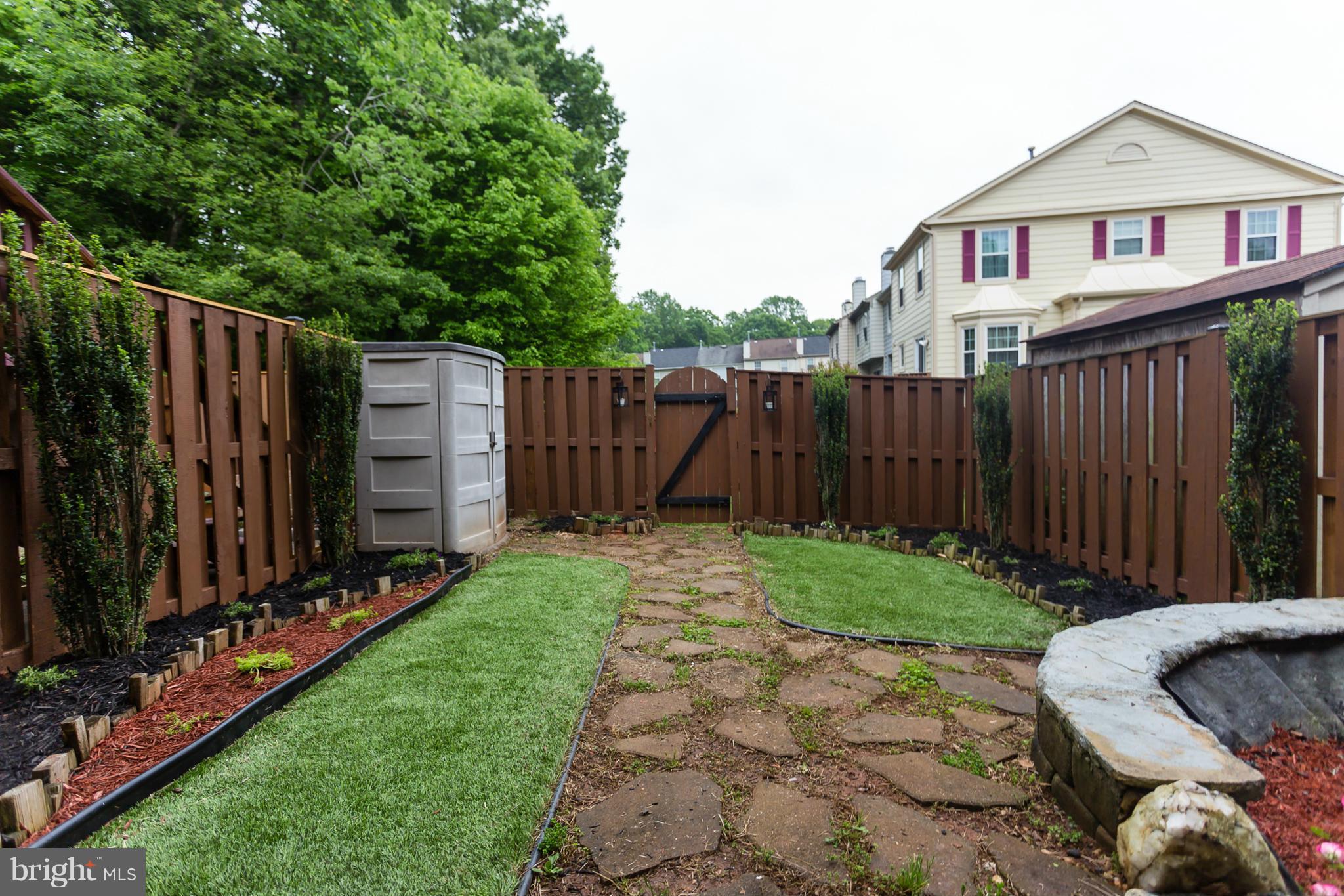 LOGAN WOODS - Residential