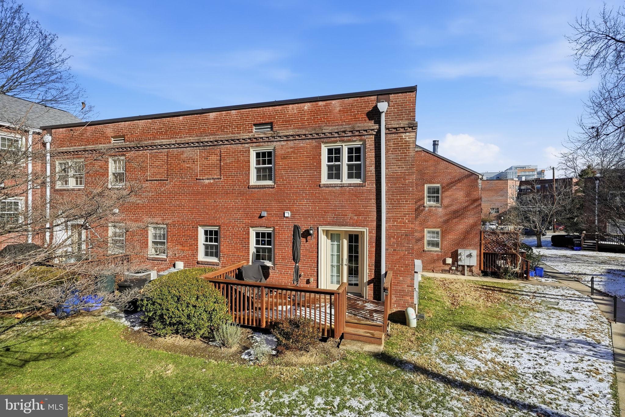 KENWOOD FOREST - Residential