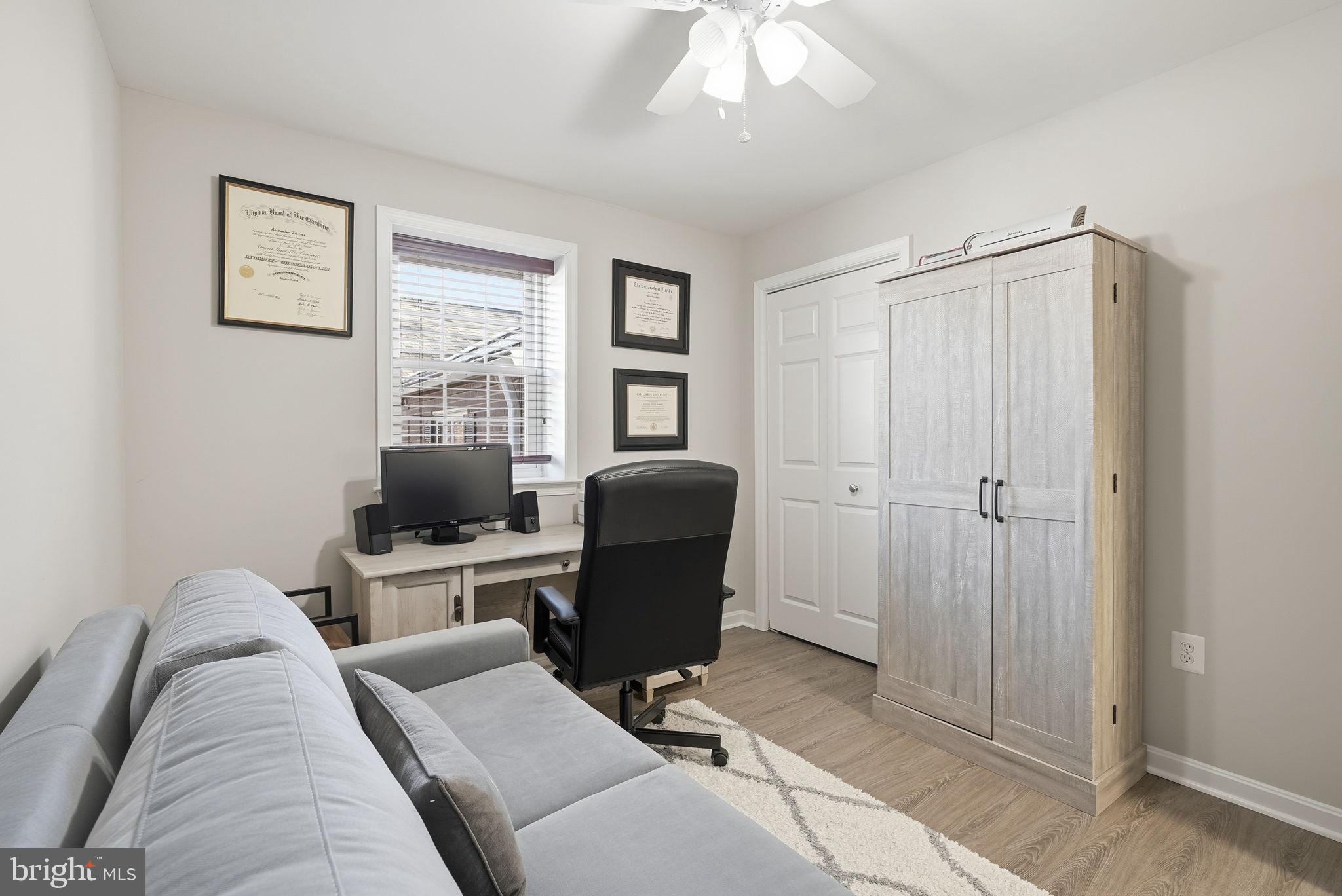 KENWOOD FOREST - Residential