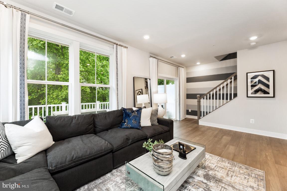 SCOTLAND HEIGHTS - Residential