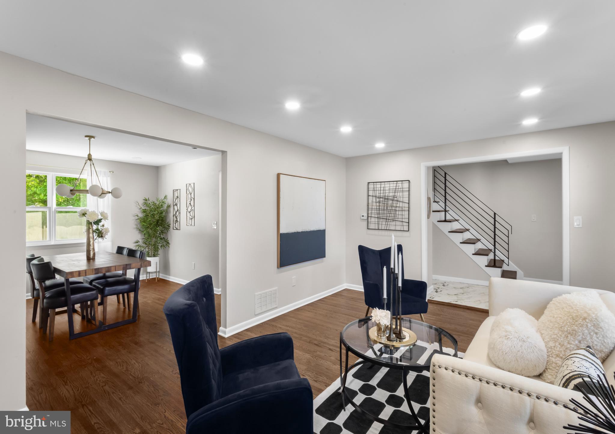 11 CHARTER OAK ROAD