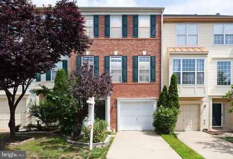 3041 Frankfurt Court, Woodbridge, VA MLS: VAPW2094300