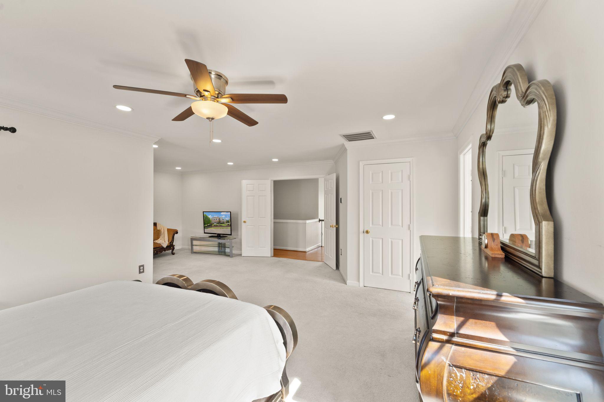 POTOMAC STATION - Residential