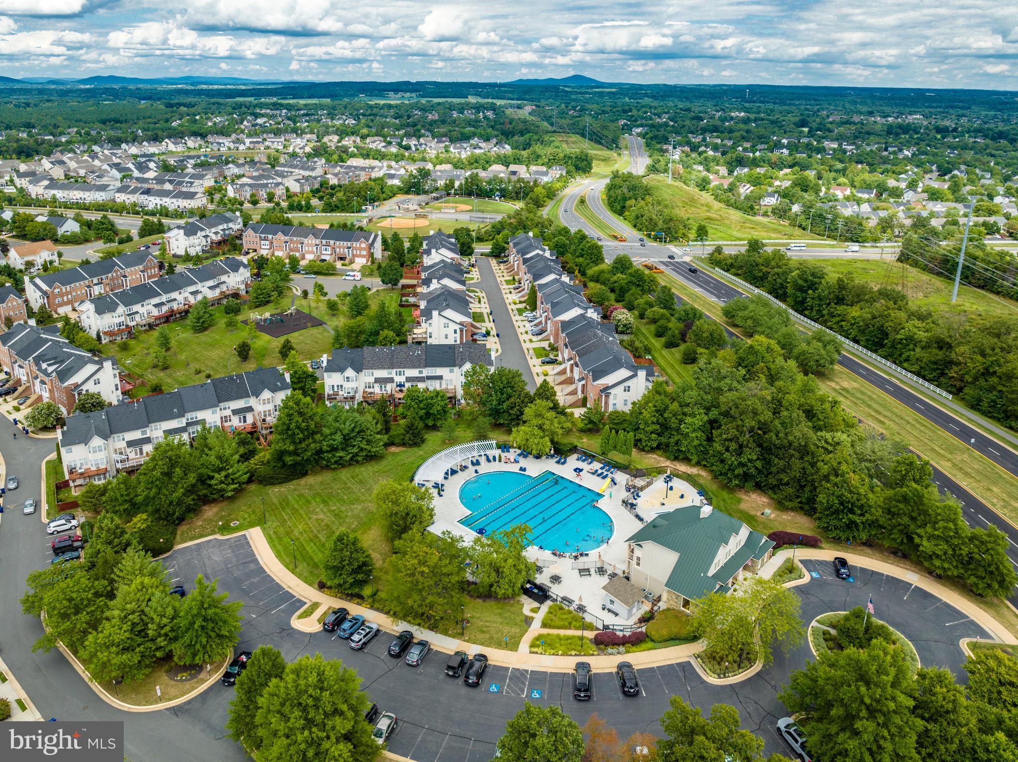 POTOMAC STATION - Residential