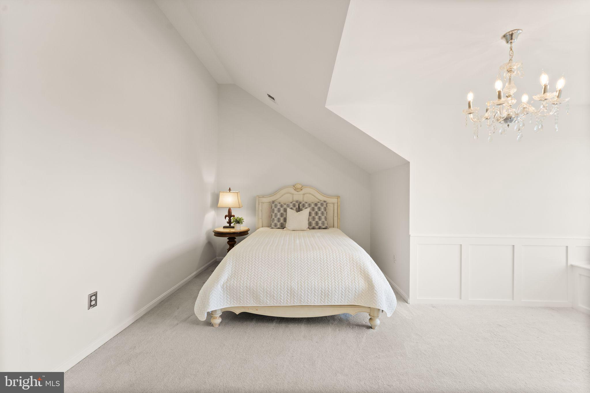 POTOMAC STATION - Residential