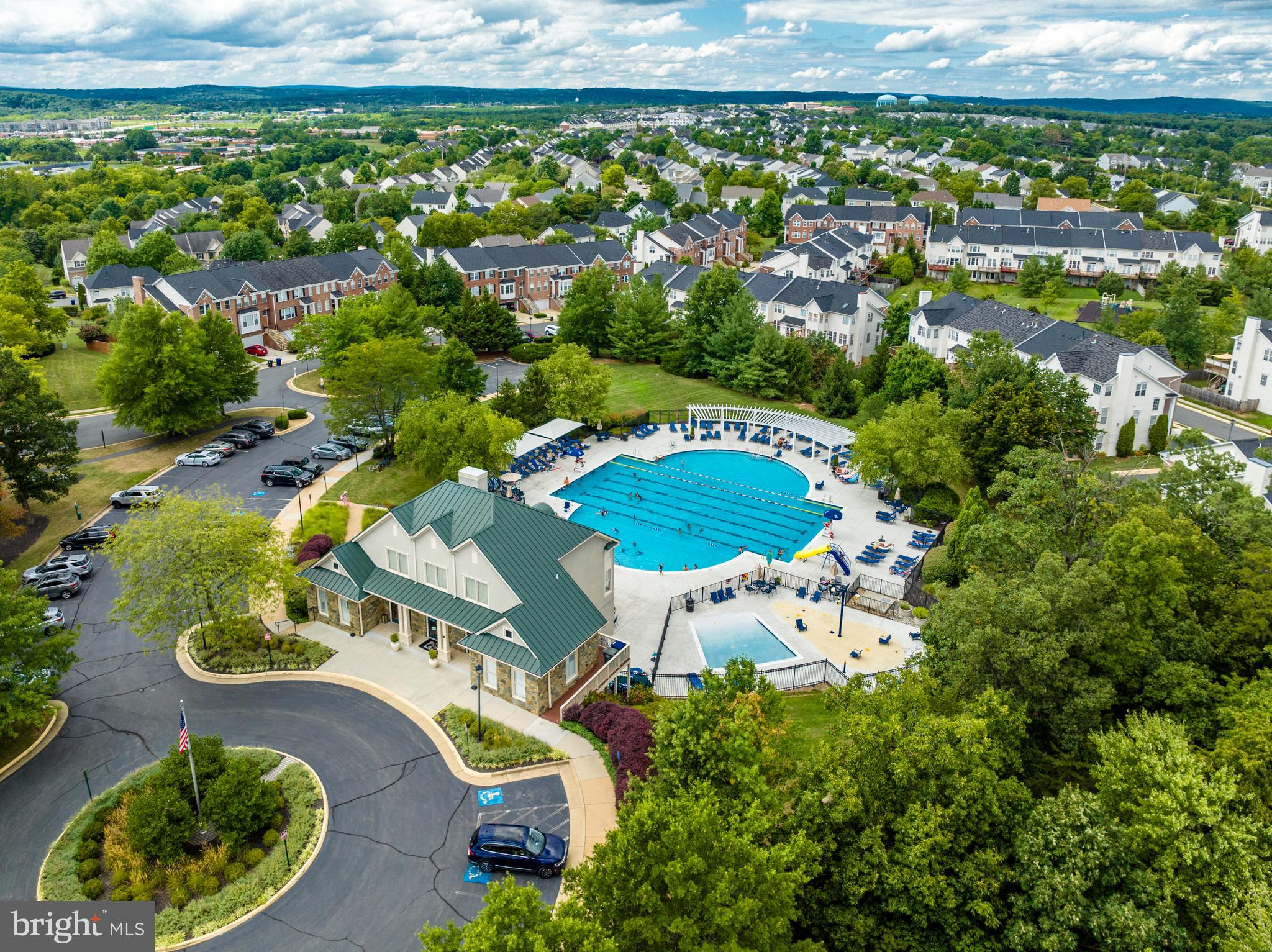 POTOMAC STATION - Residential