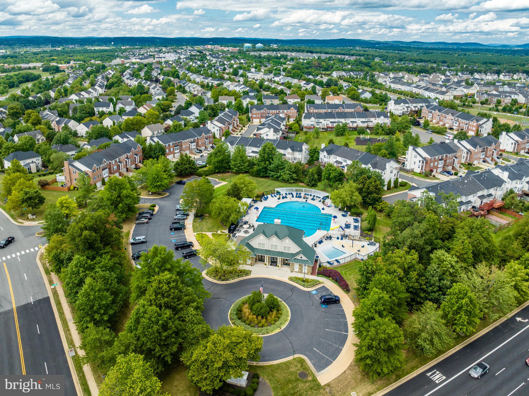 POTOMAC STATION - Residential