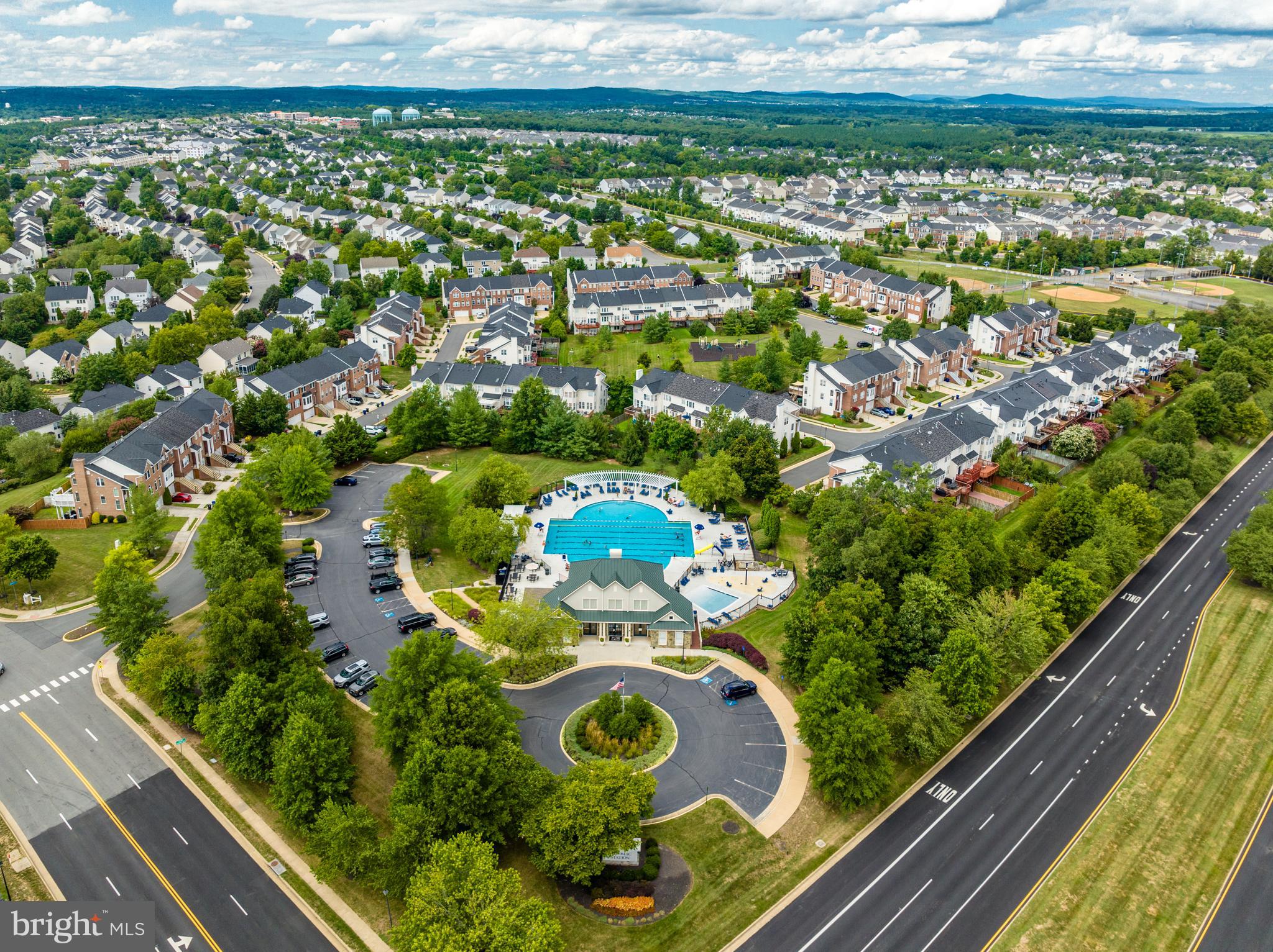 POTOMAC STATION - Residential