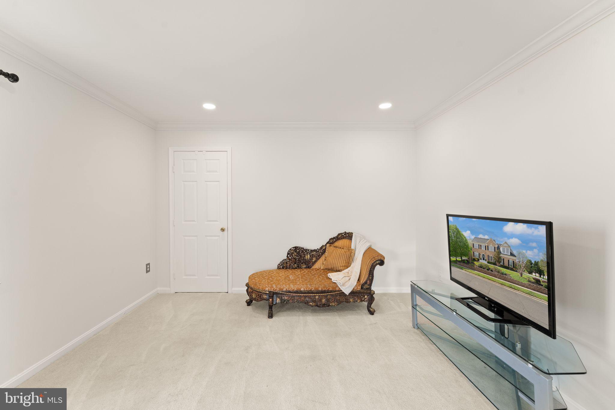 POTOMAC STATION - Residential