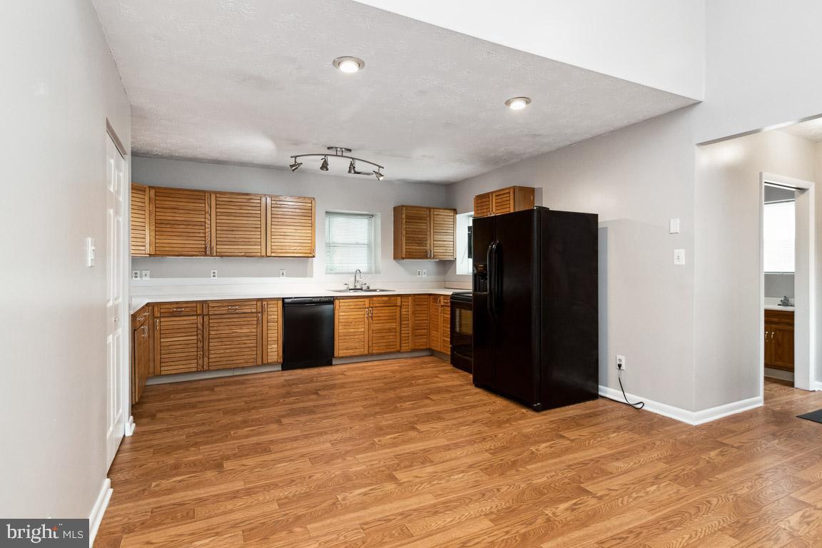 LOWER MAGOTHY BEACH - Residential Lease