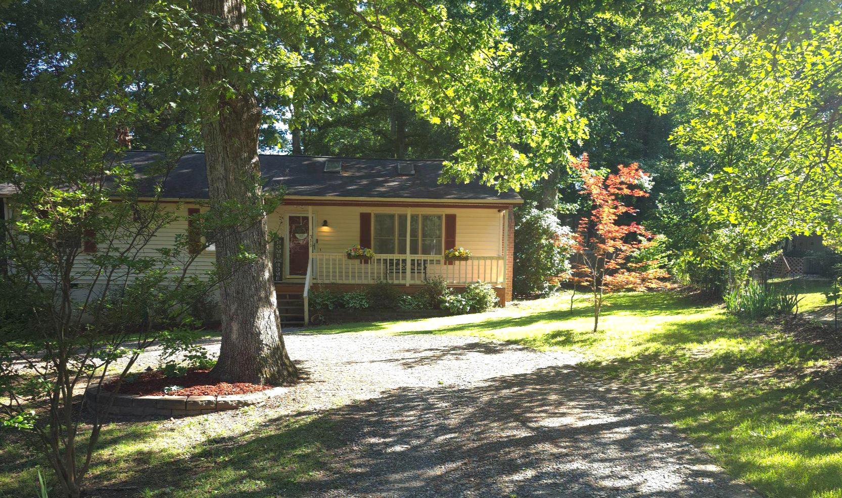 733 CANTERBURY DRIVE