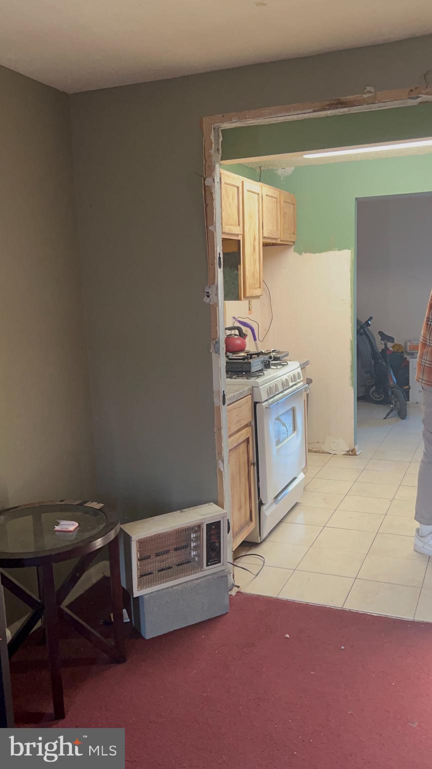 WINDMILL SQUARE - Residential