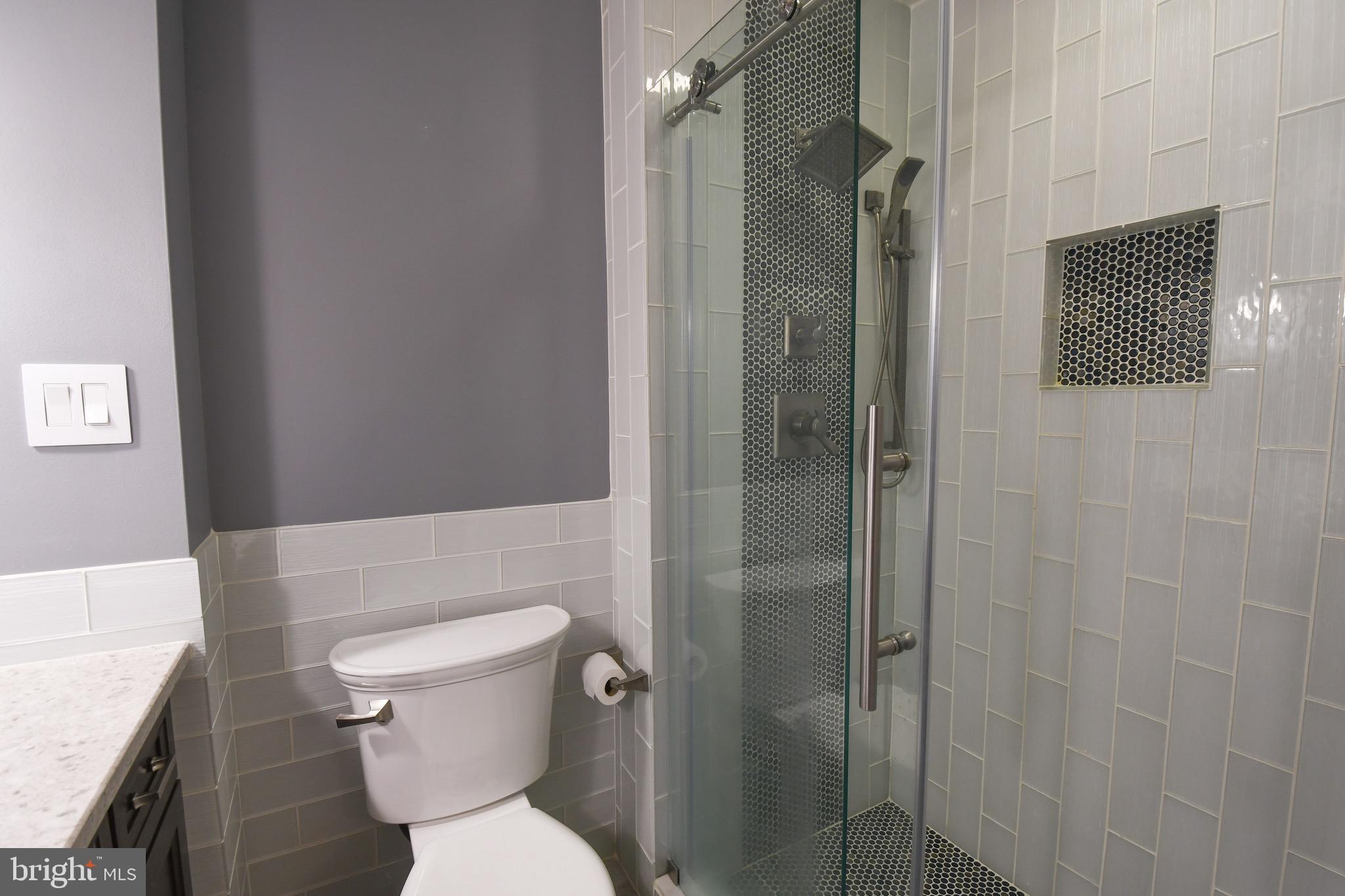 RIVERS BEND II - Residential Lease