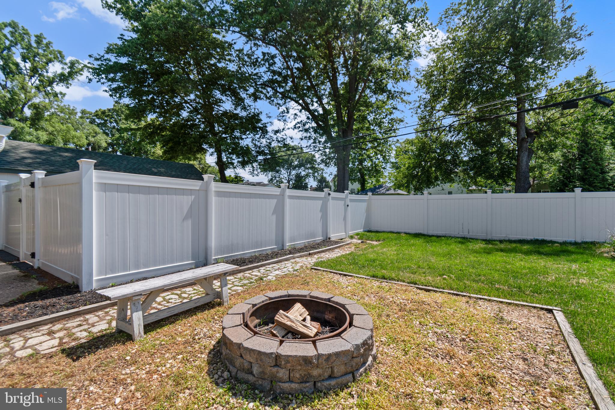 ABERDEEN HILLS - Residential