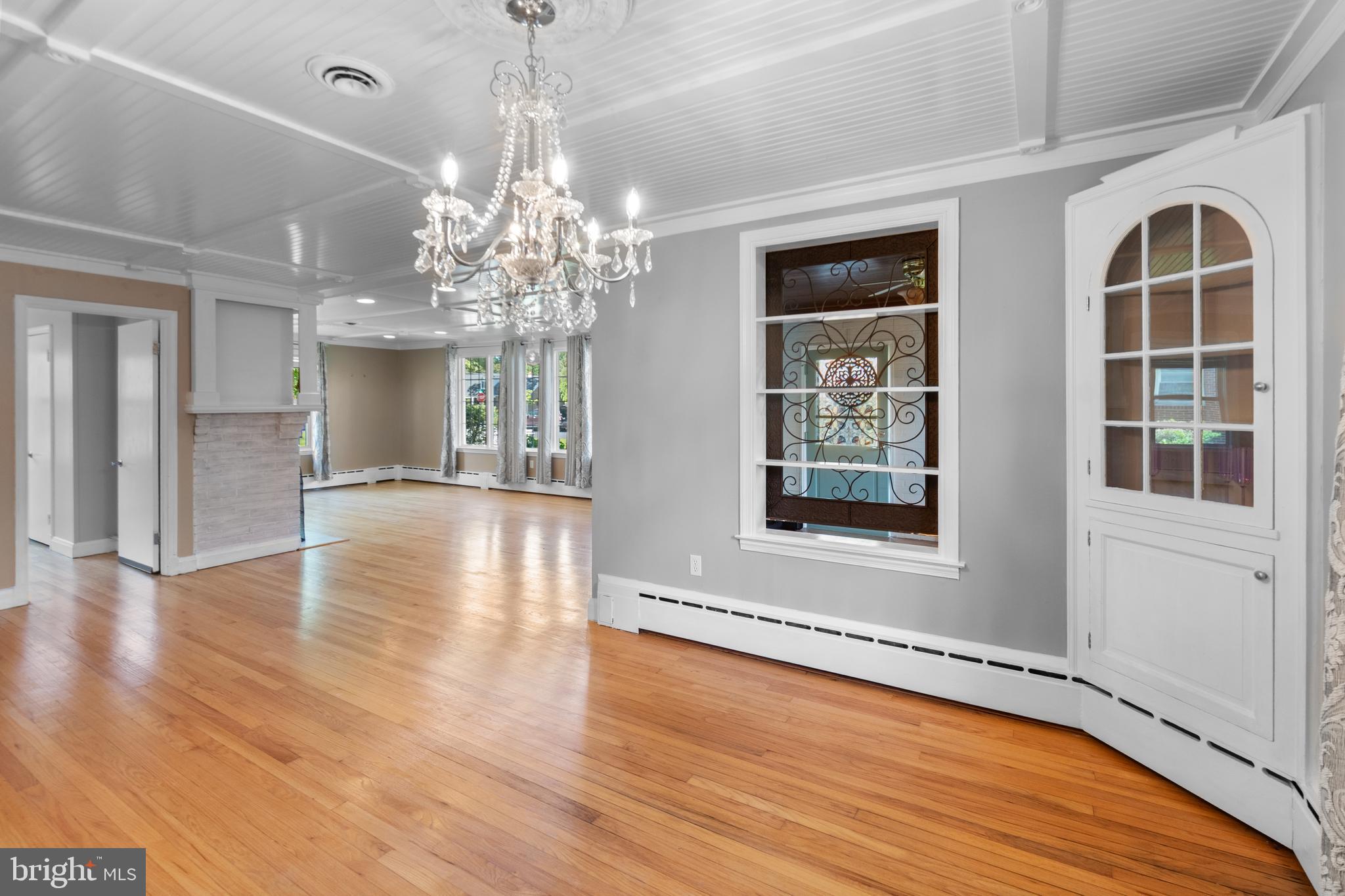 ABERDEEN HILLS - Residential