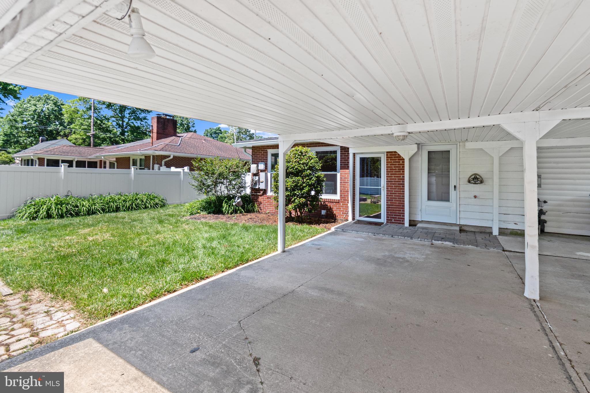 ABERDEEN HILLS - Residential