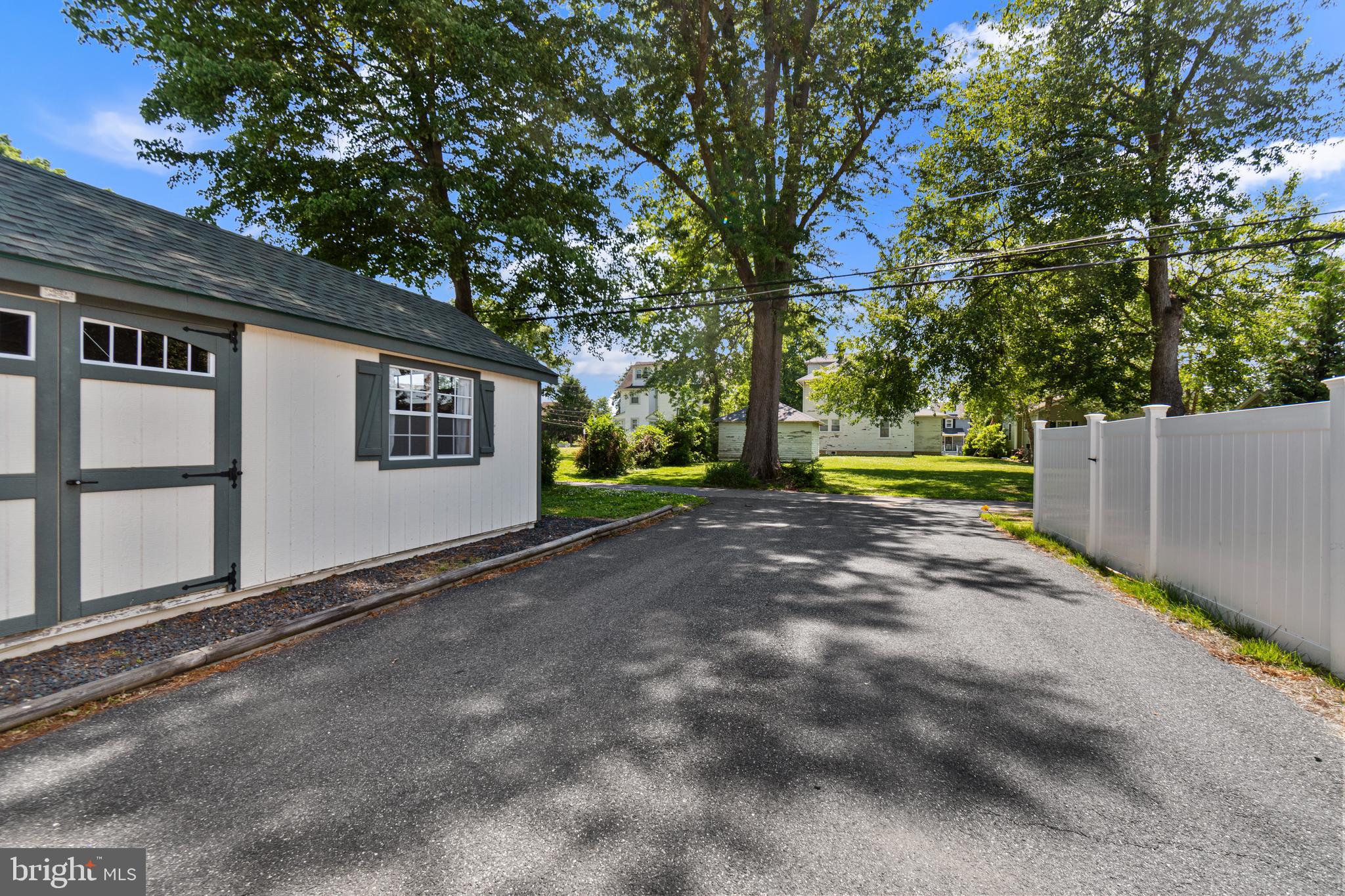 ABERDEEN HILLS - Residential