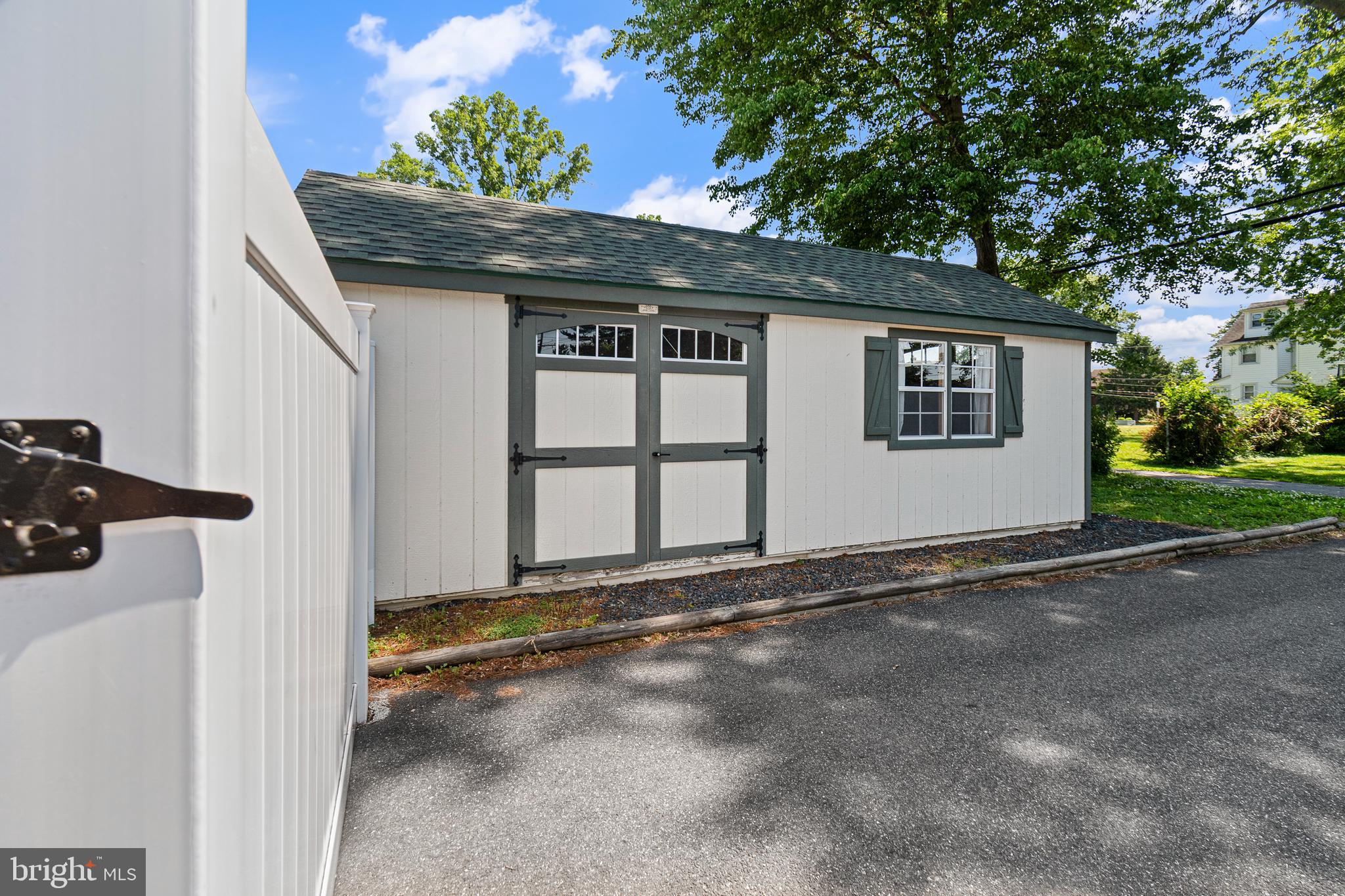 ABERDEEN HILLS - Residential