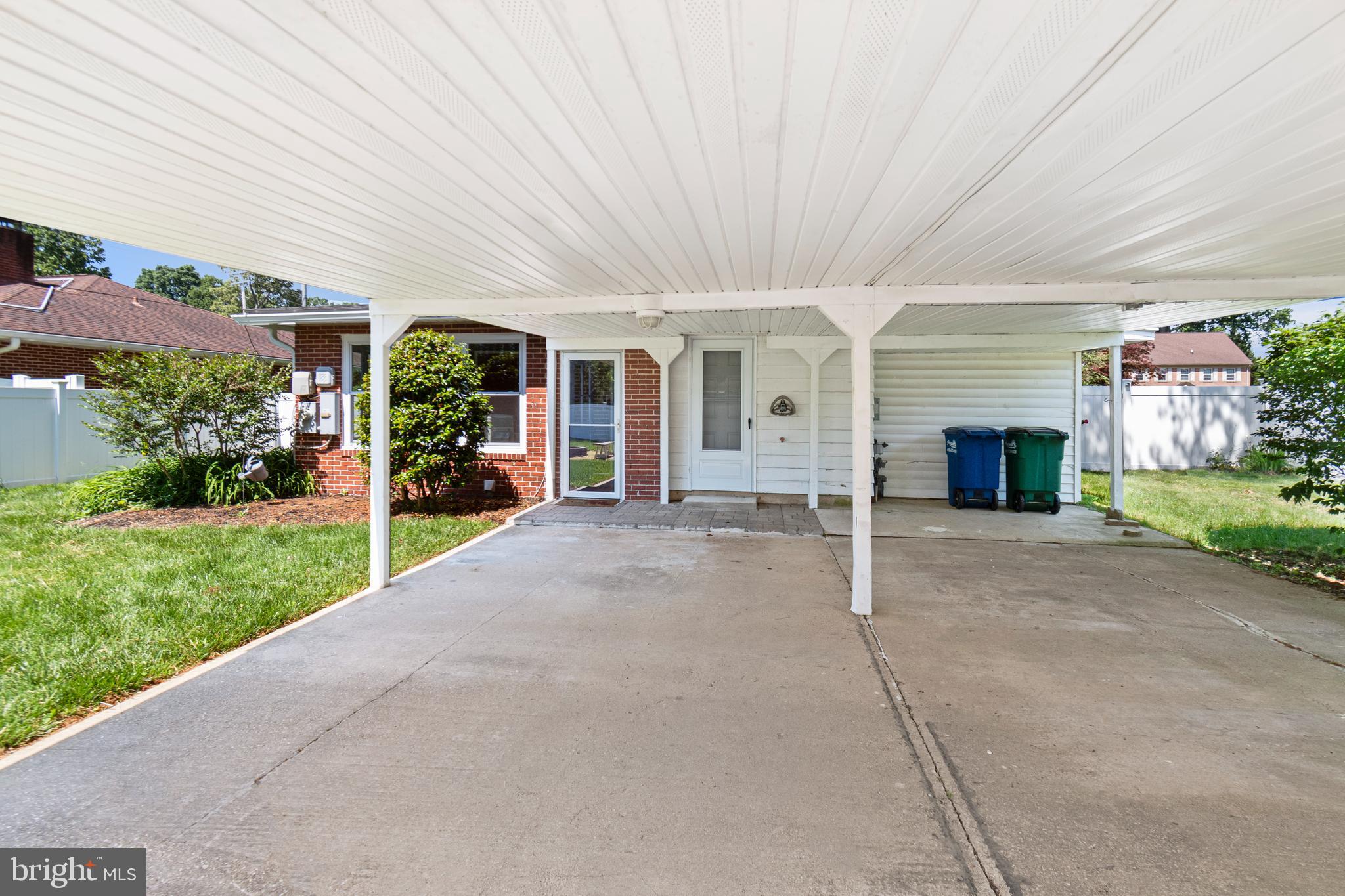ABERDEEN HILLS - Residential
