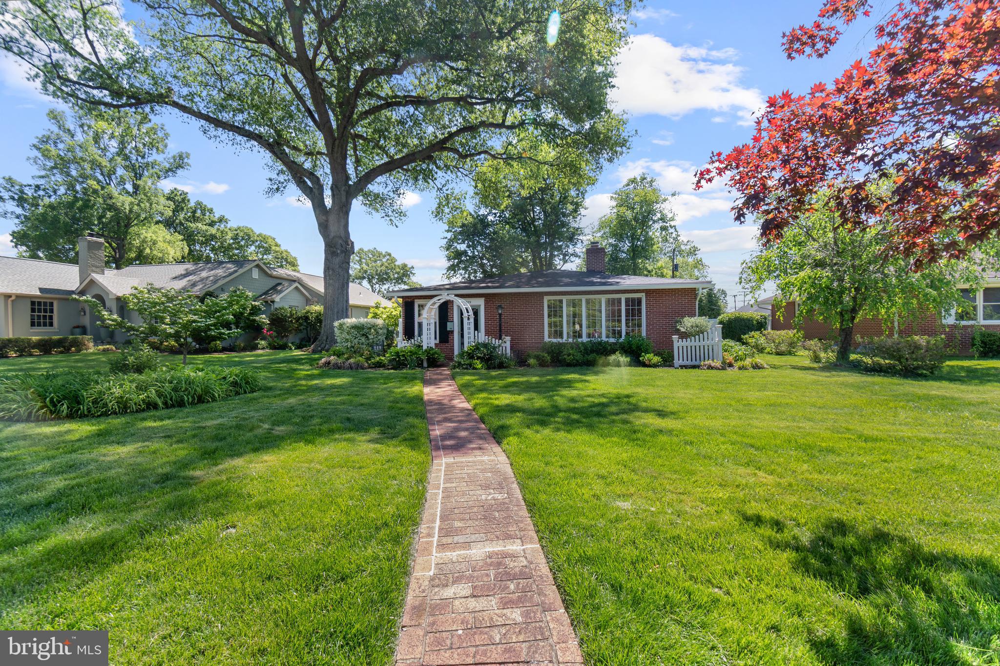 ABERDEEN HILLS - Residential
