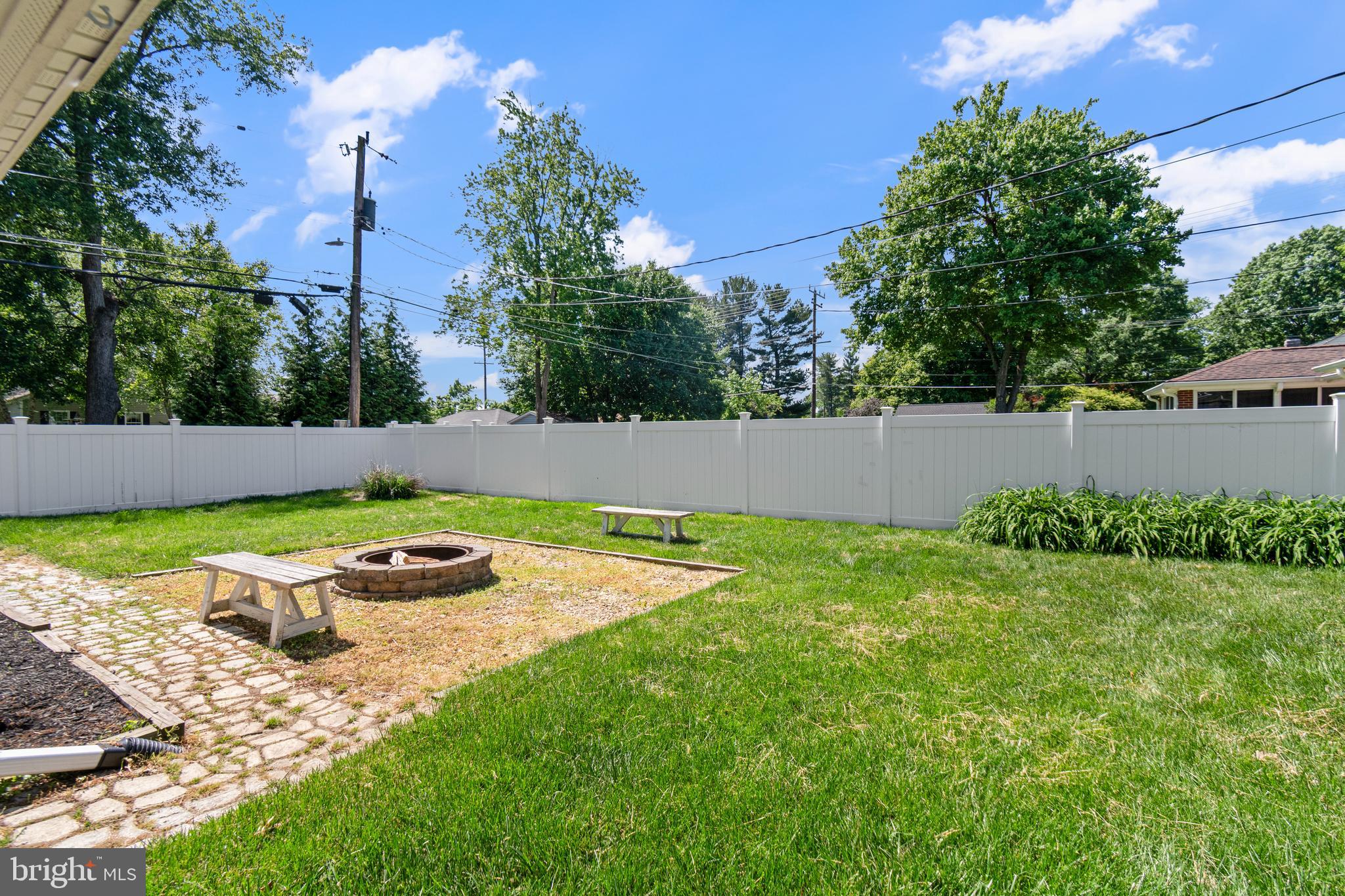 ABERDEEN HILLS - Residential