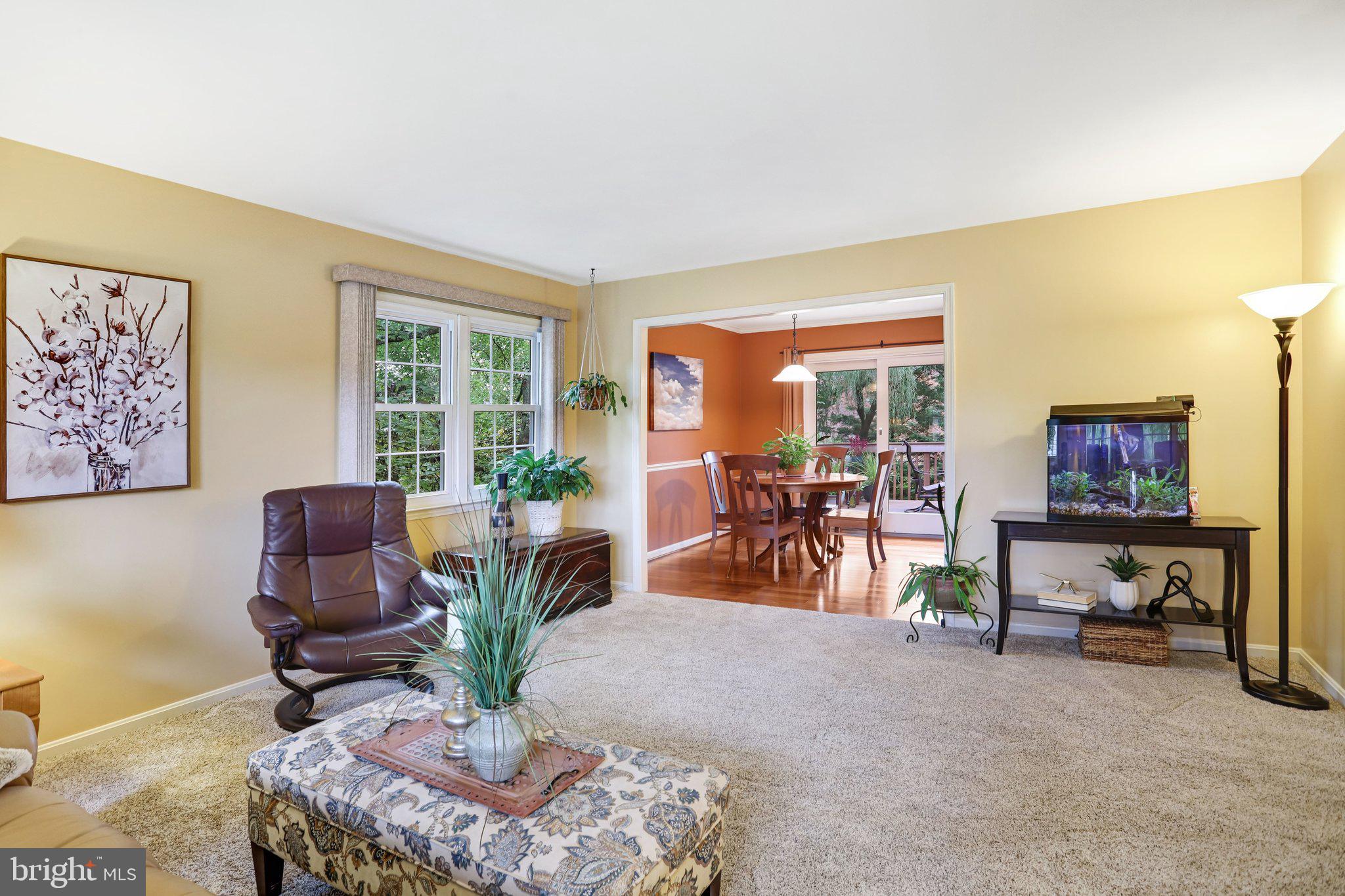 904 DUNBARTON COURT