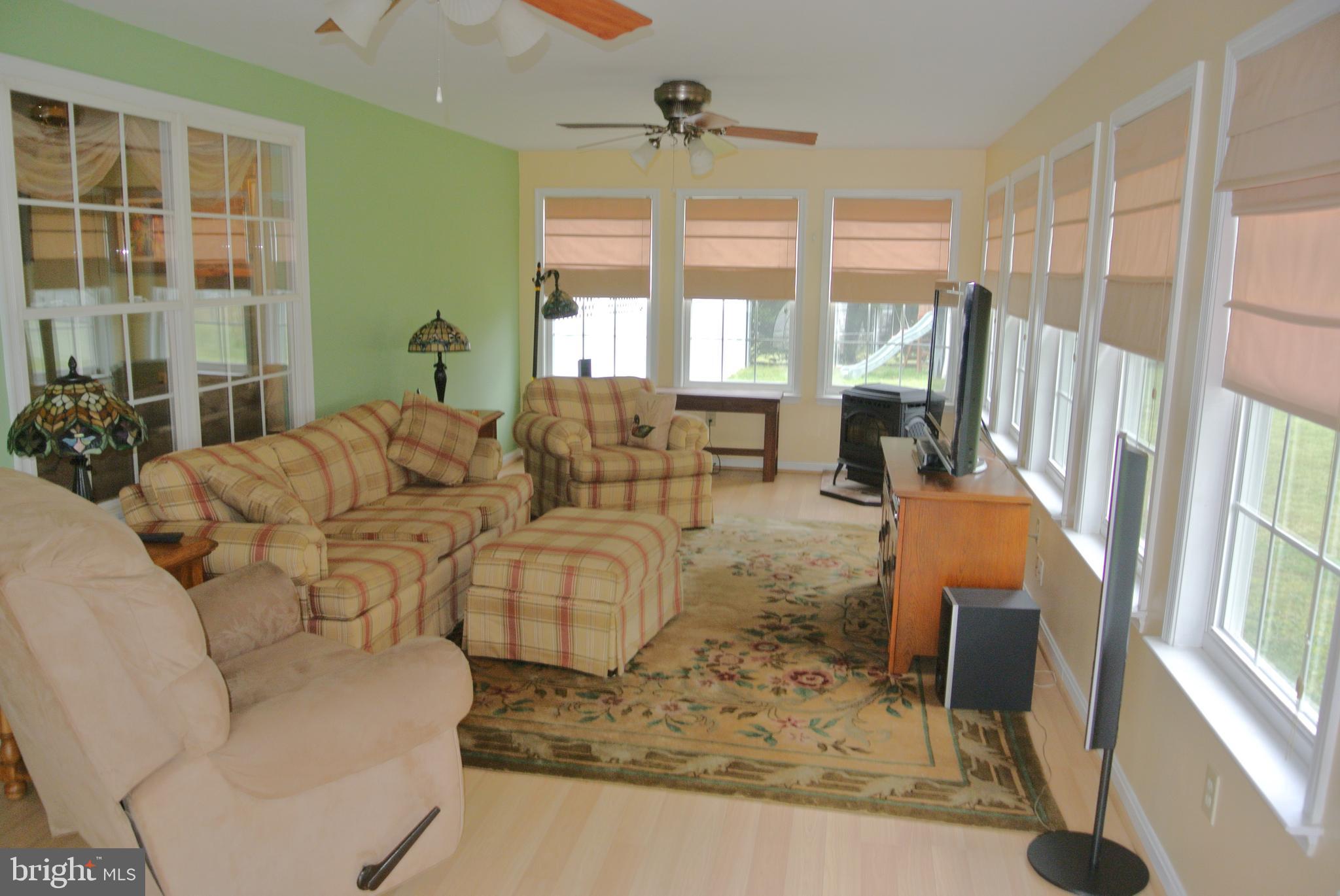 CRESCENT RUN - Residential