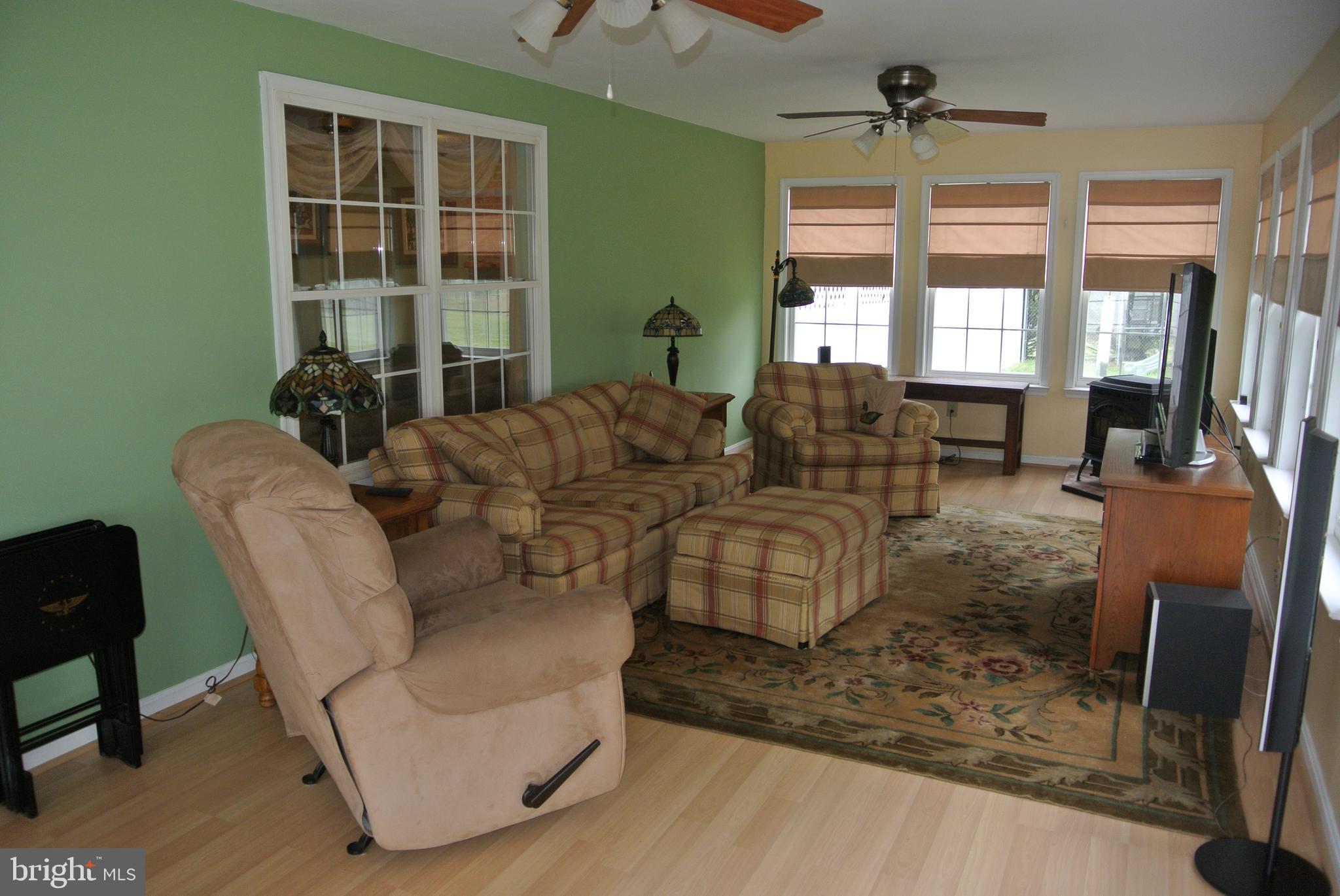 CRESCENT RUN - Residential