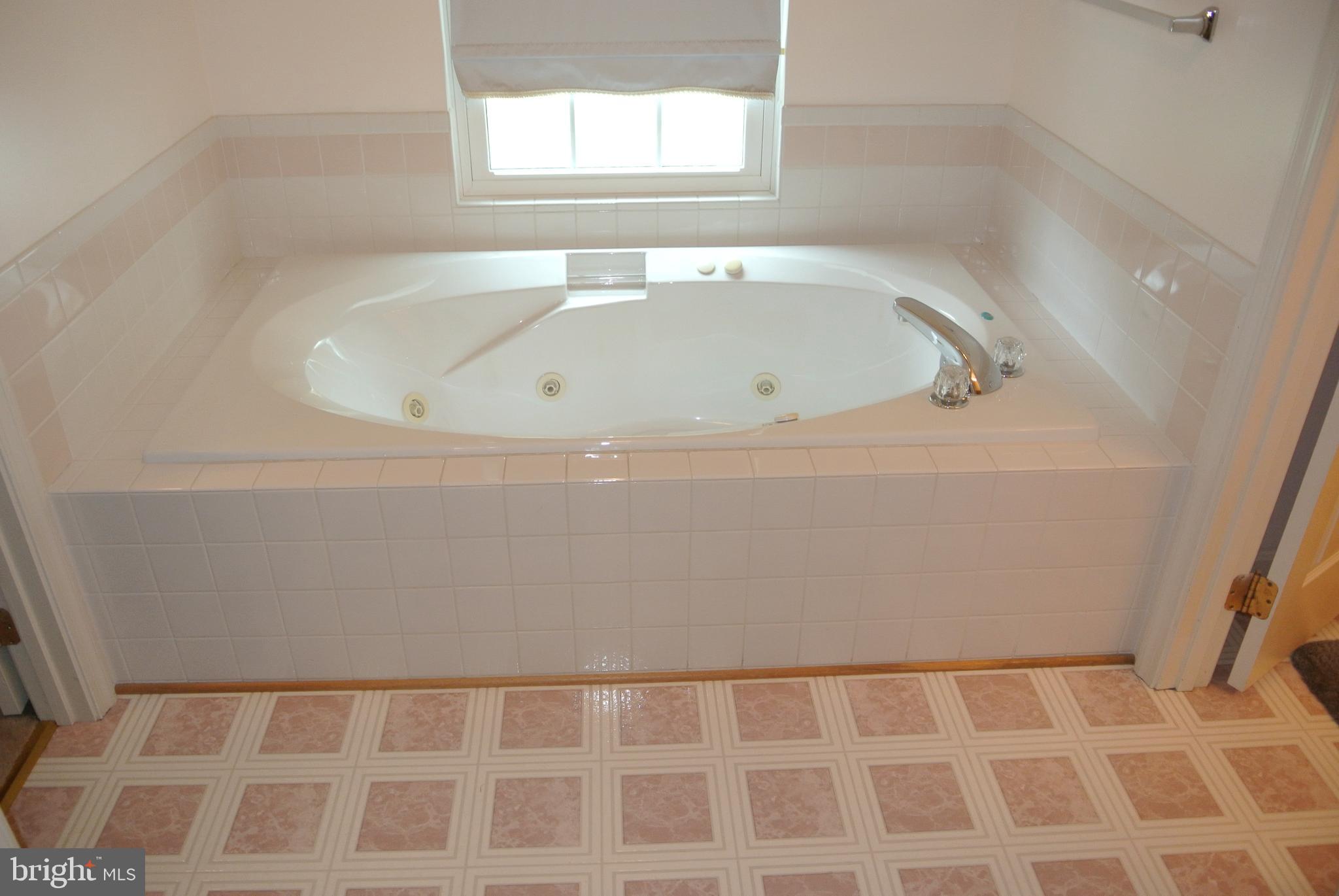 CRESCENT RUN - Residential