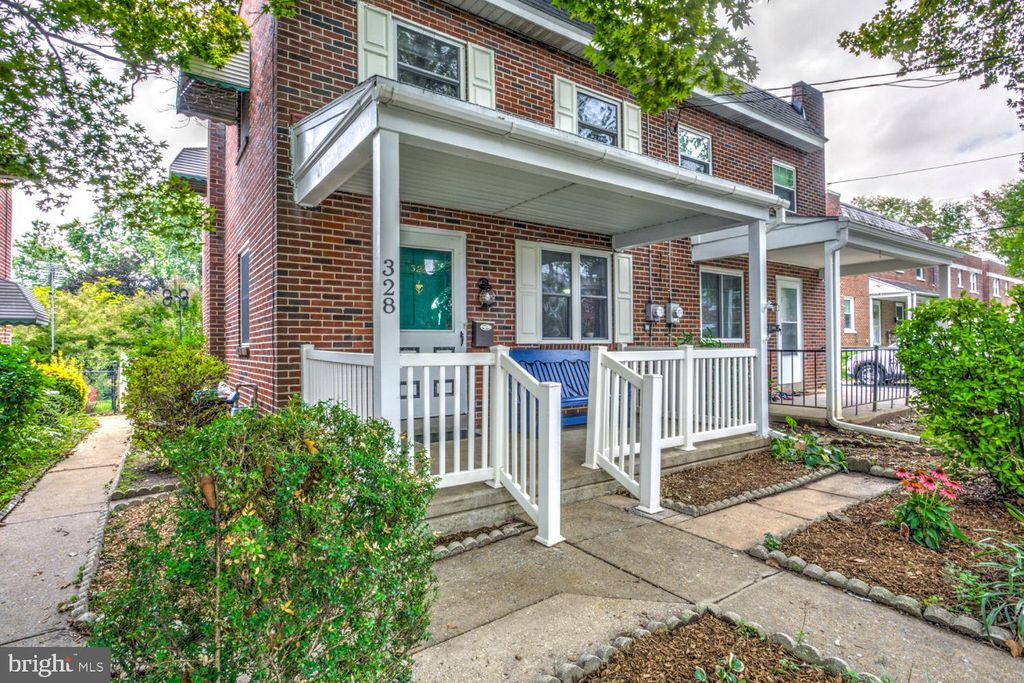 Photo of 328 Prospect Street, Lancaster, PA 17603 (MLS # PALA2041504)