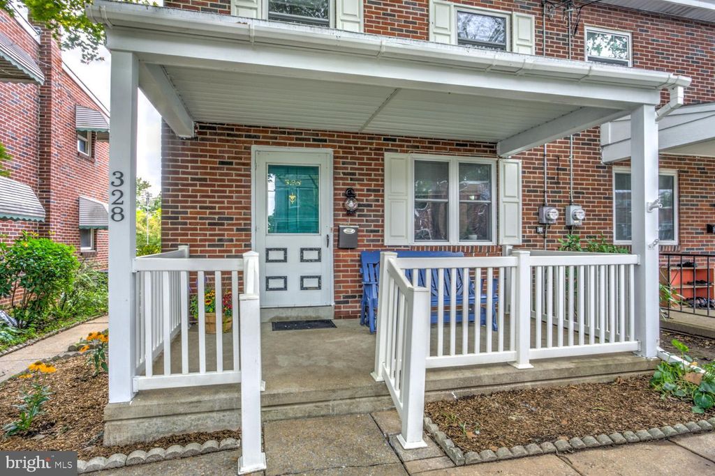 Photo of 328 Prospect Street, Lancaster, PA 17603 (MLS # PALA2041504)