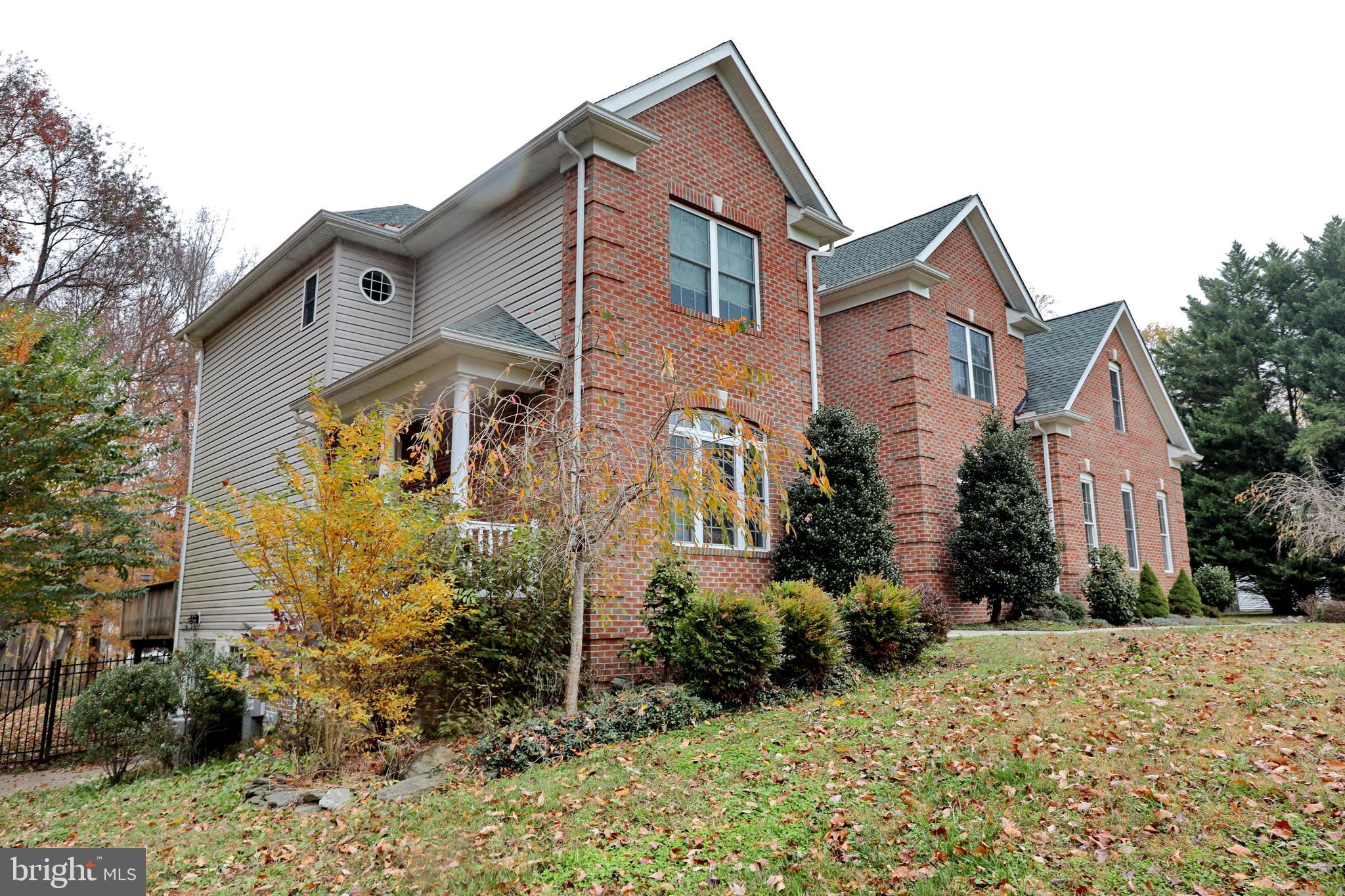 BRIDGELEIGH FARMS - Residential