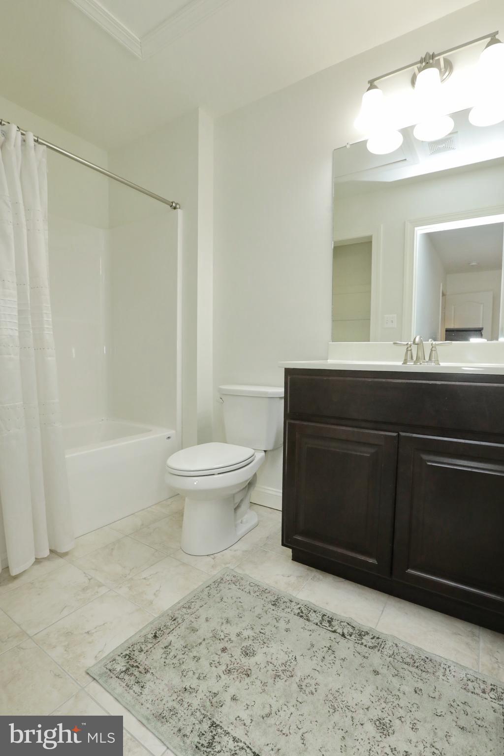 BRIDGELEIGH FARMS - Residential